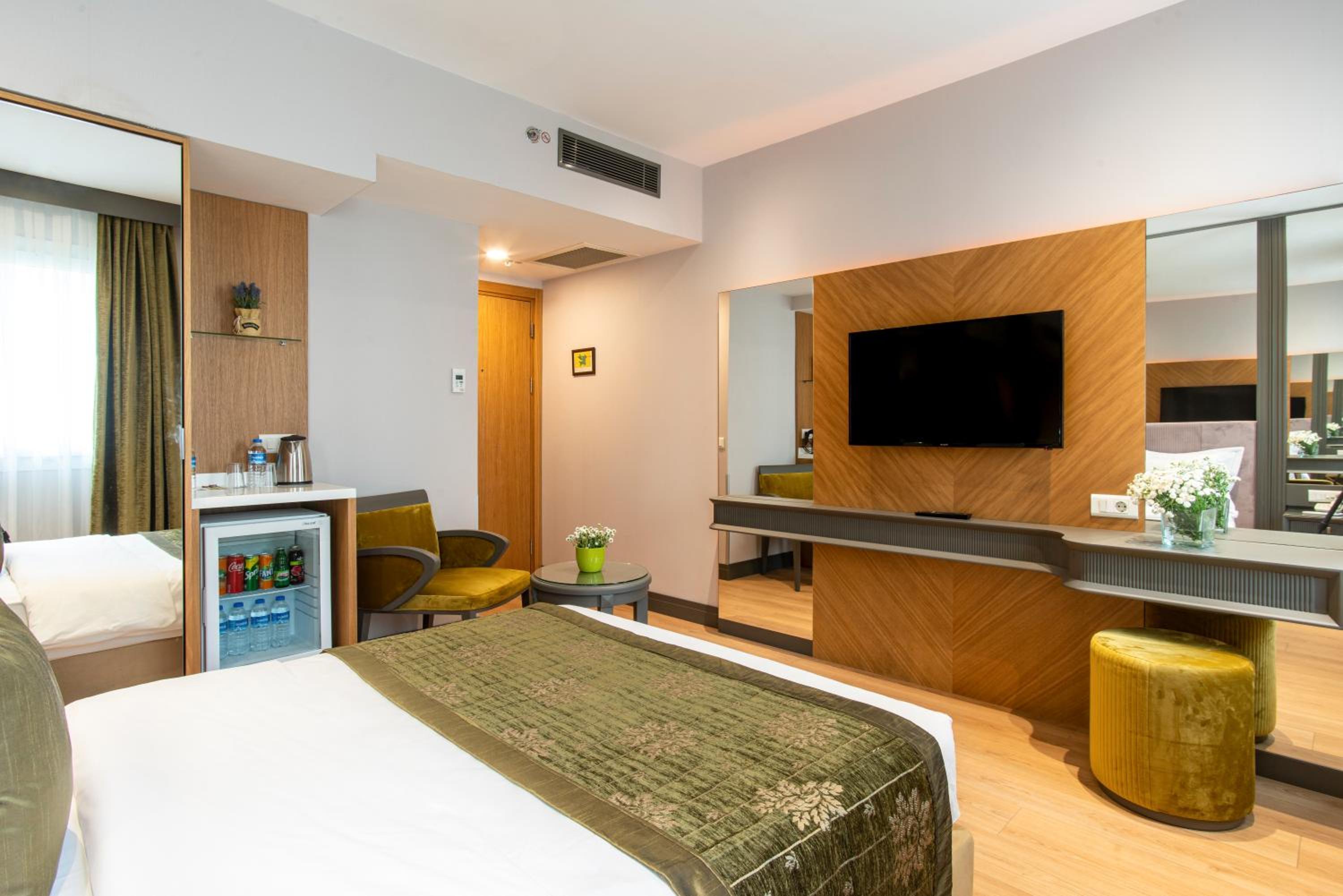 Oran Hotel - Image 8