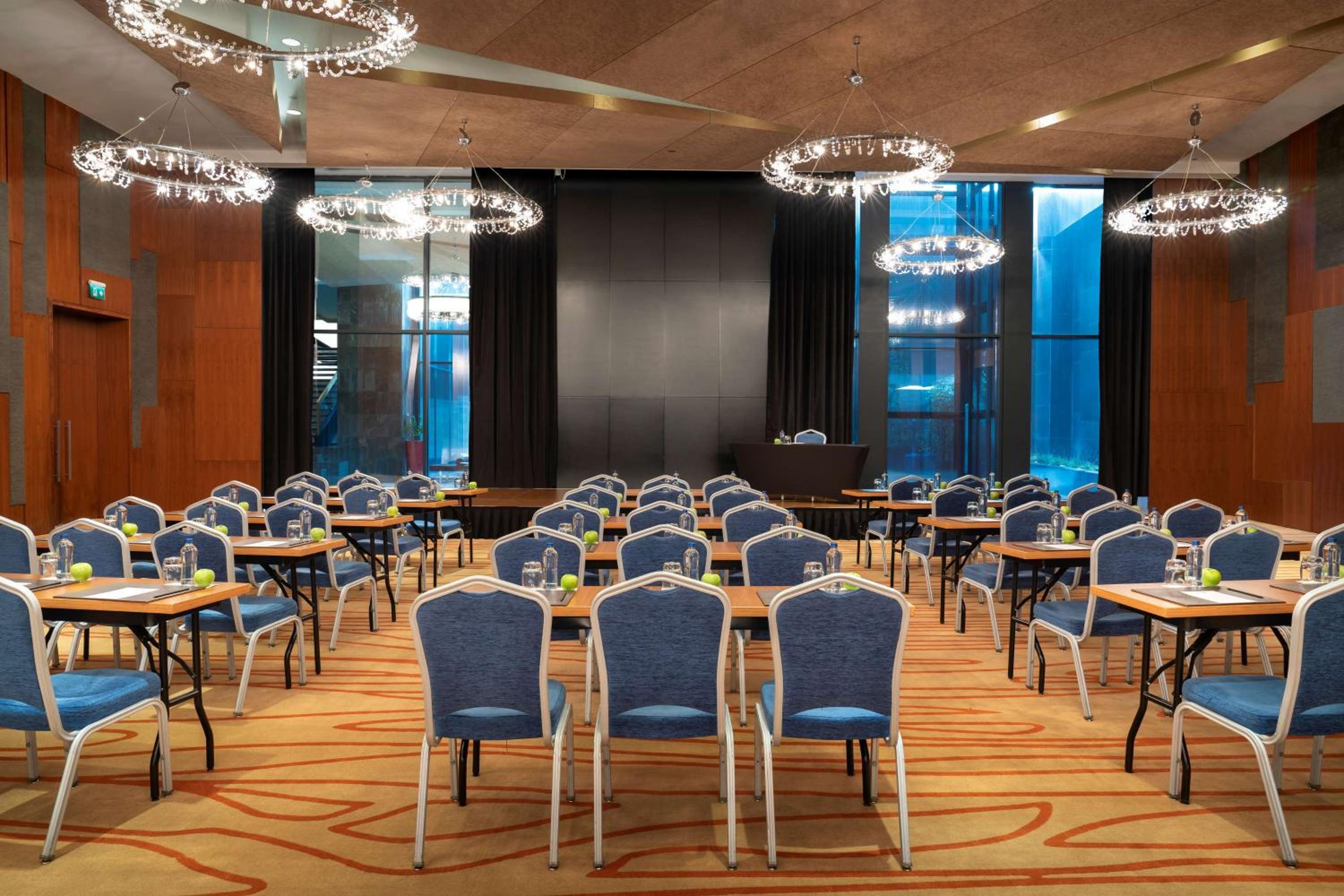 Radisson Blu Otel İstanbul Asia - Image 11