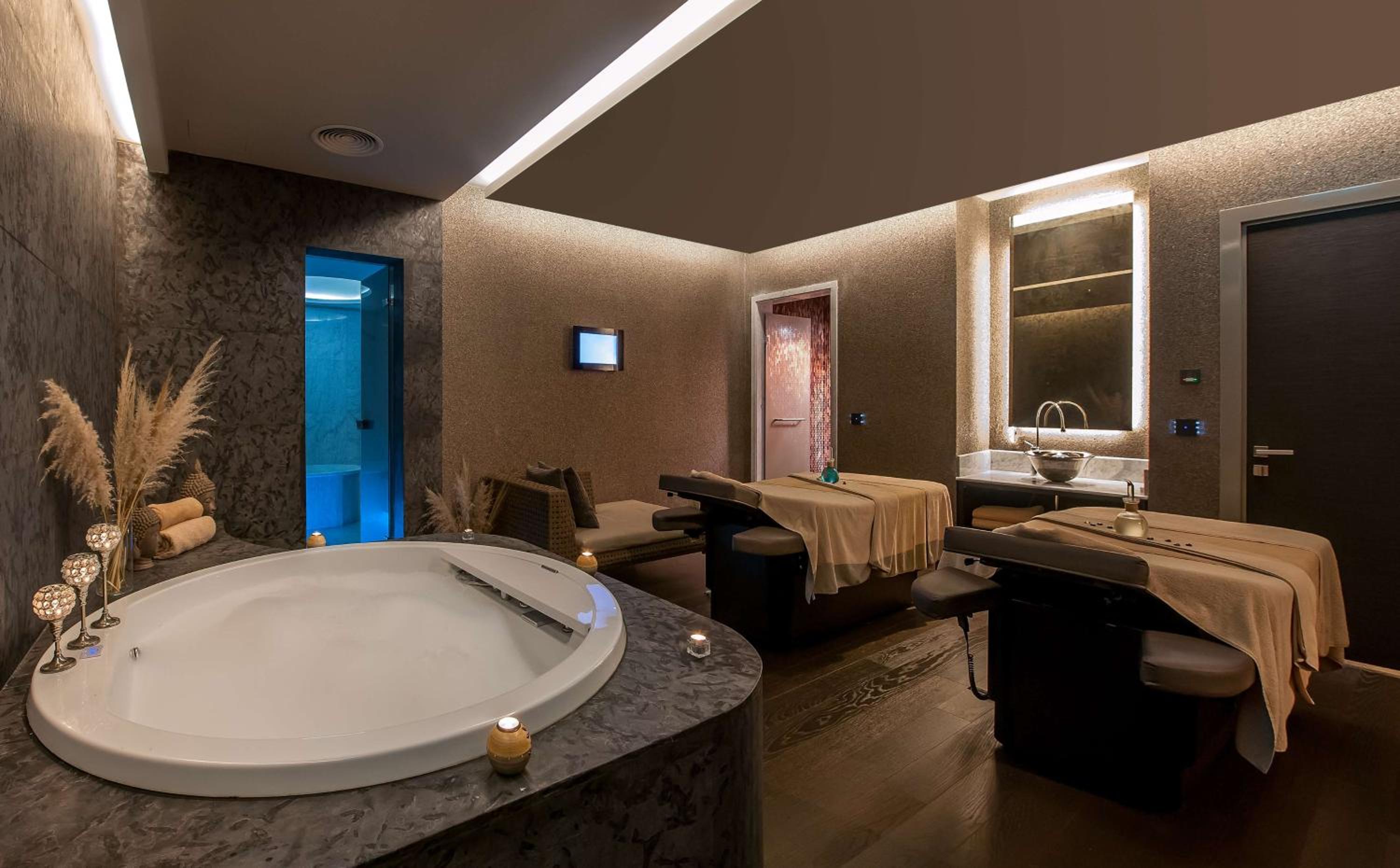 Radisson Blu Otel İstanbul Ottomare - Image 132
