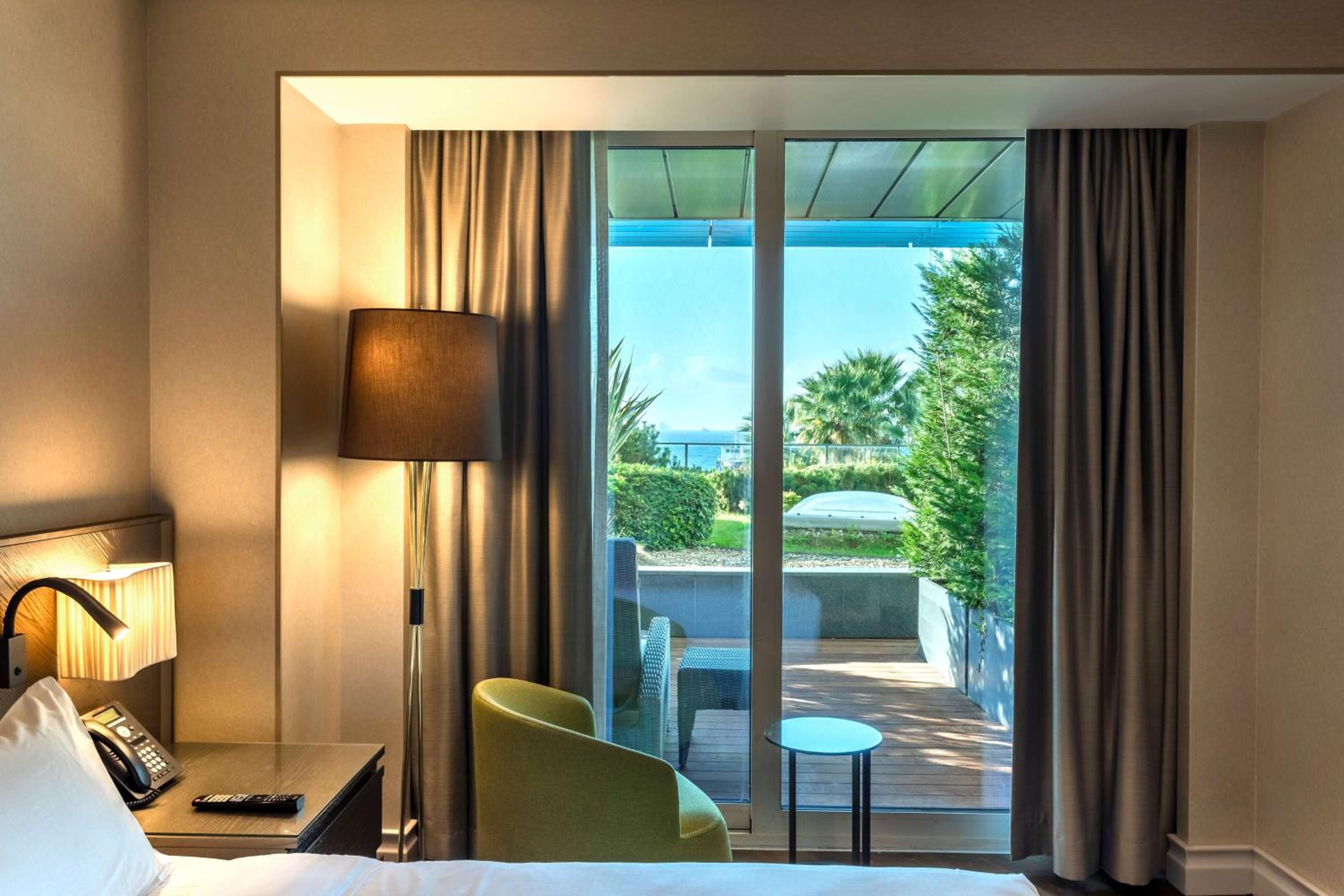 Radisson Blu Otel İstanbul Ottomare - Image 84