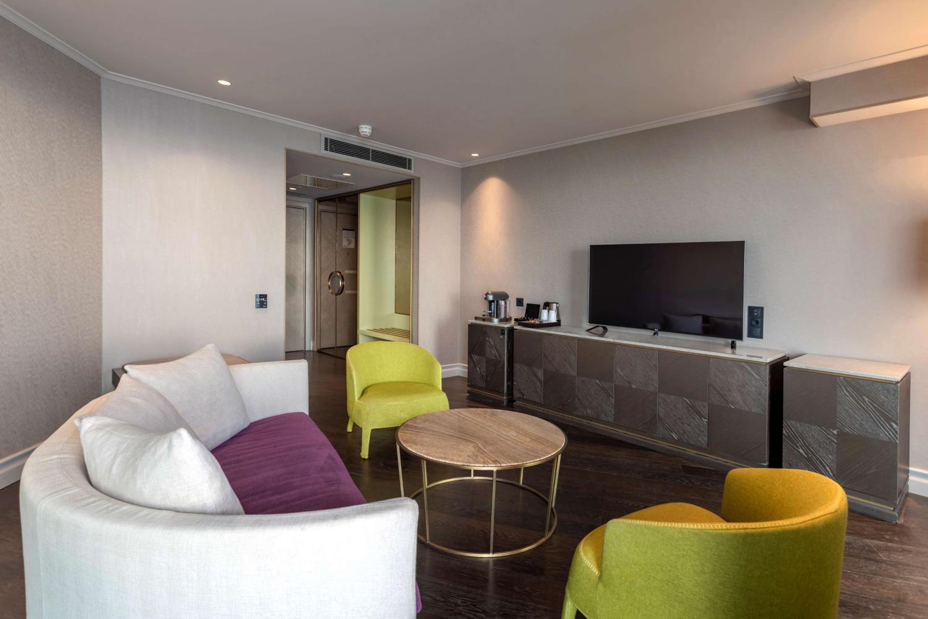 Radisson Blu Otel İstanbul Ottomare - Image 72