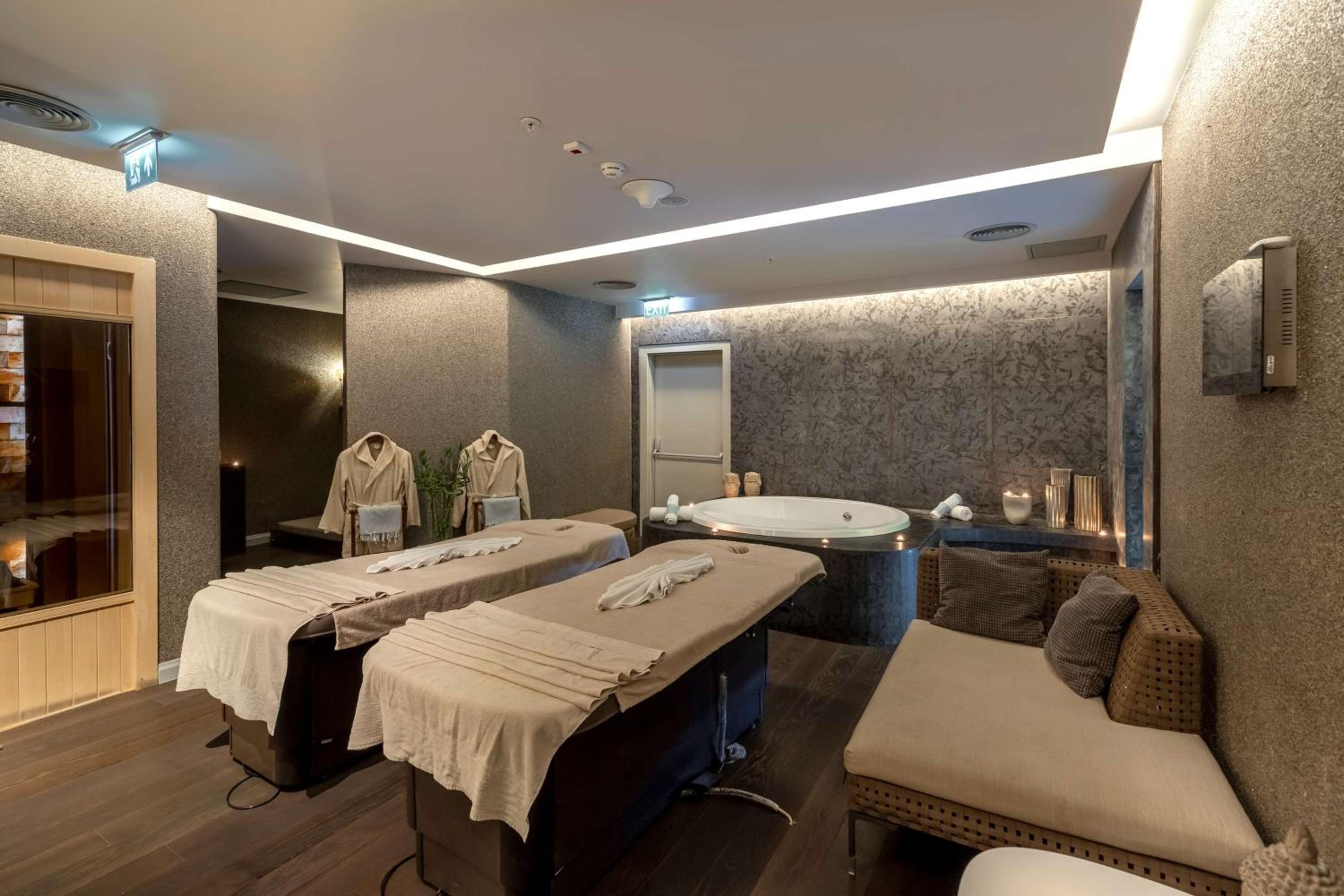 Radisson Blu Otel İstanbul Ottomare - Image 136