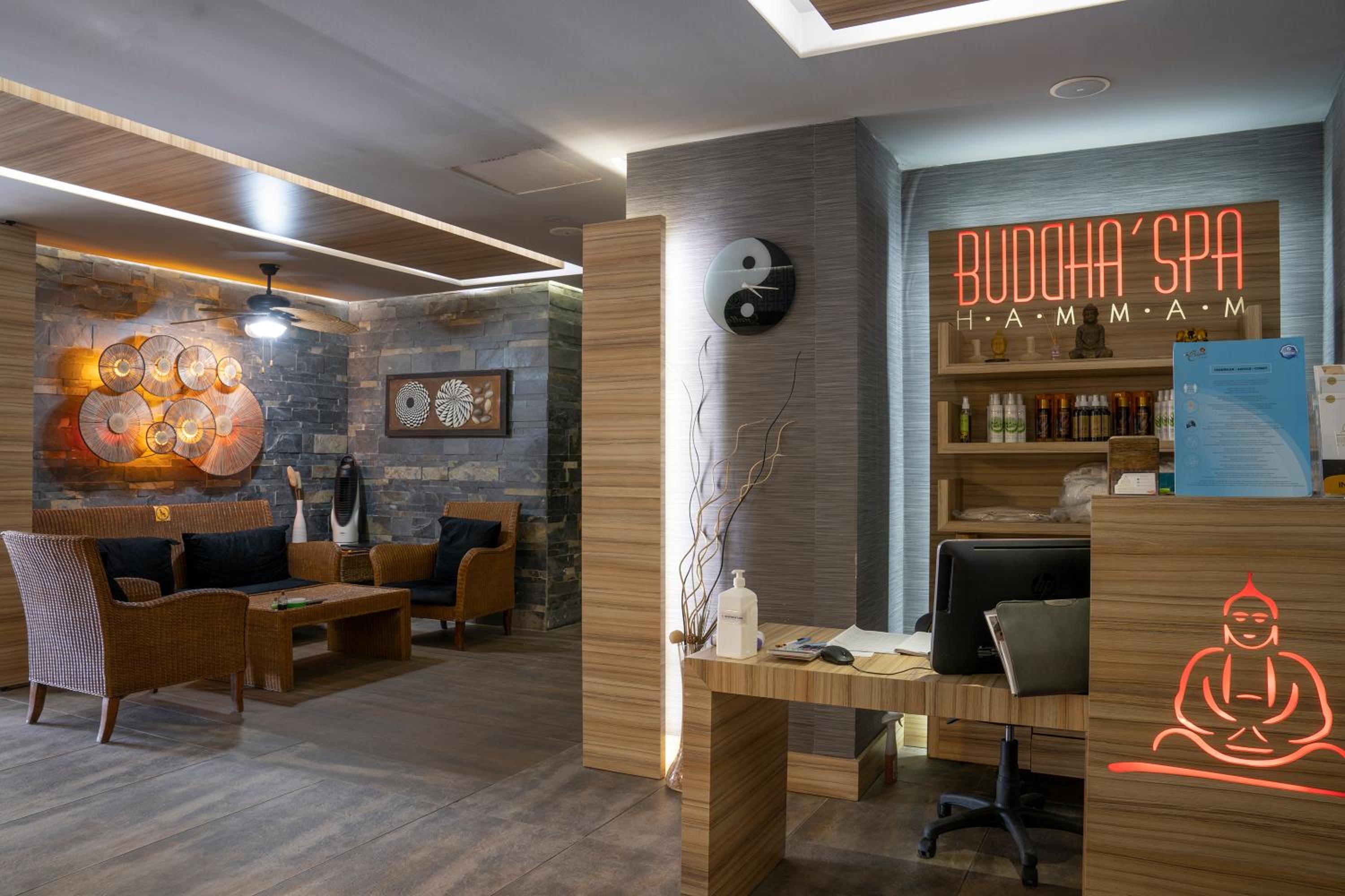 Grand Cettia Hotel - Image 14
