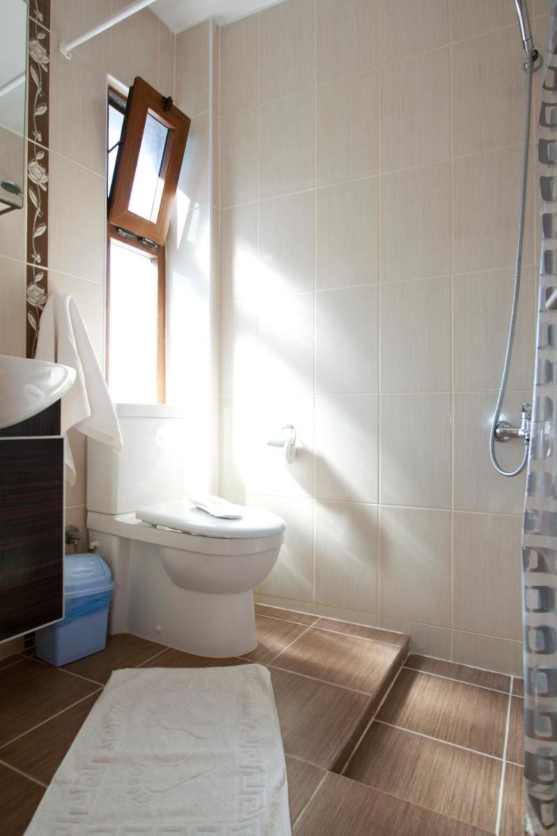 Yalcin Hotel - Image 37