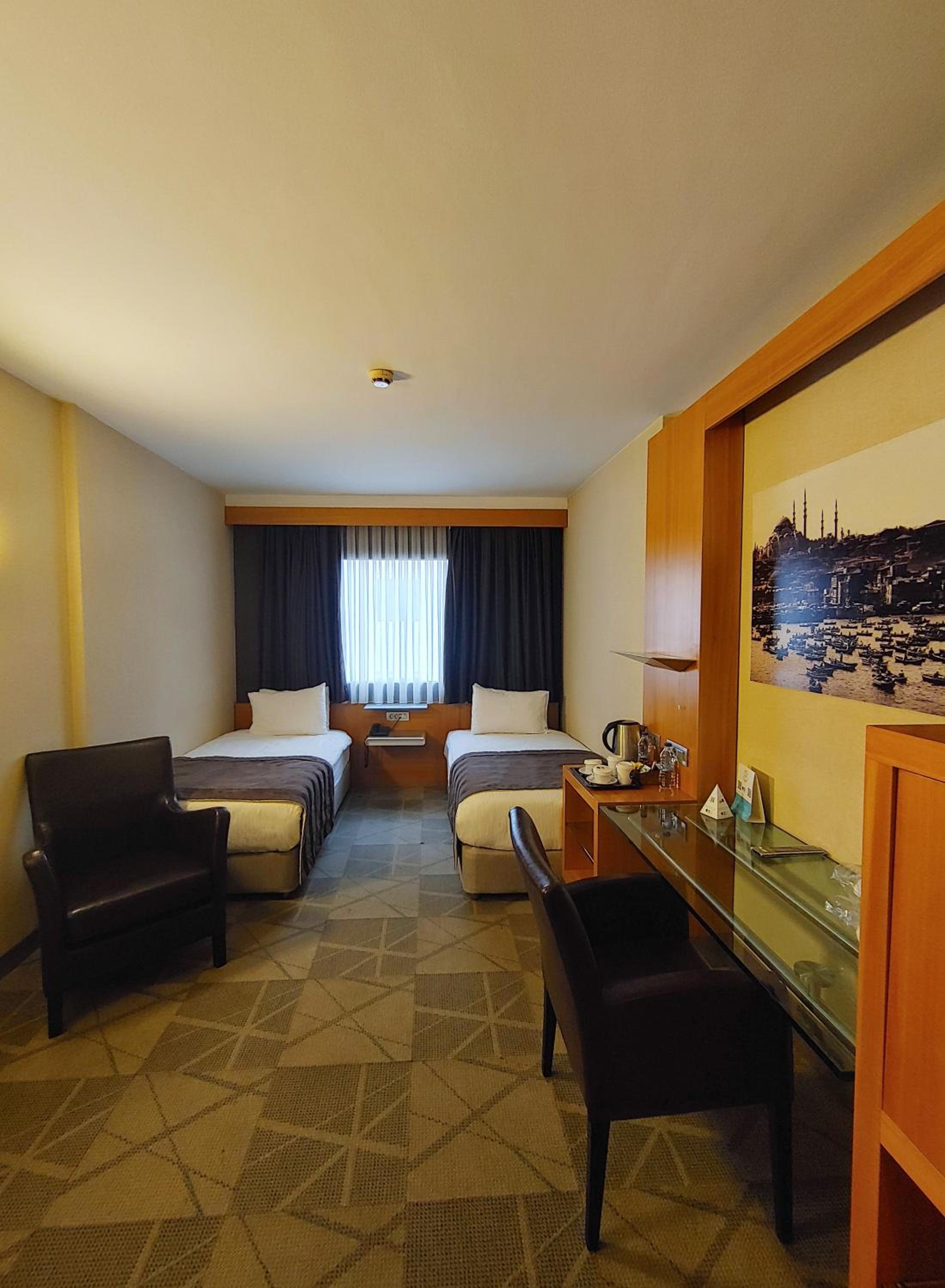 Point Hotel Taksim - Image 35