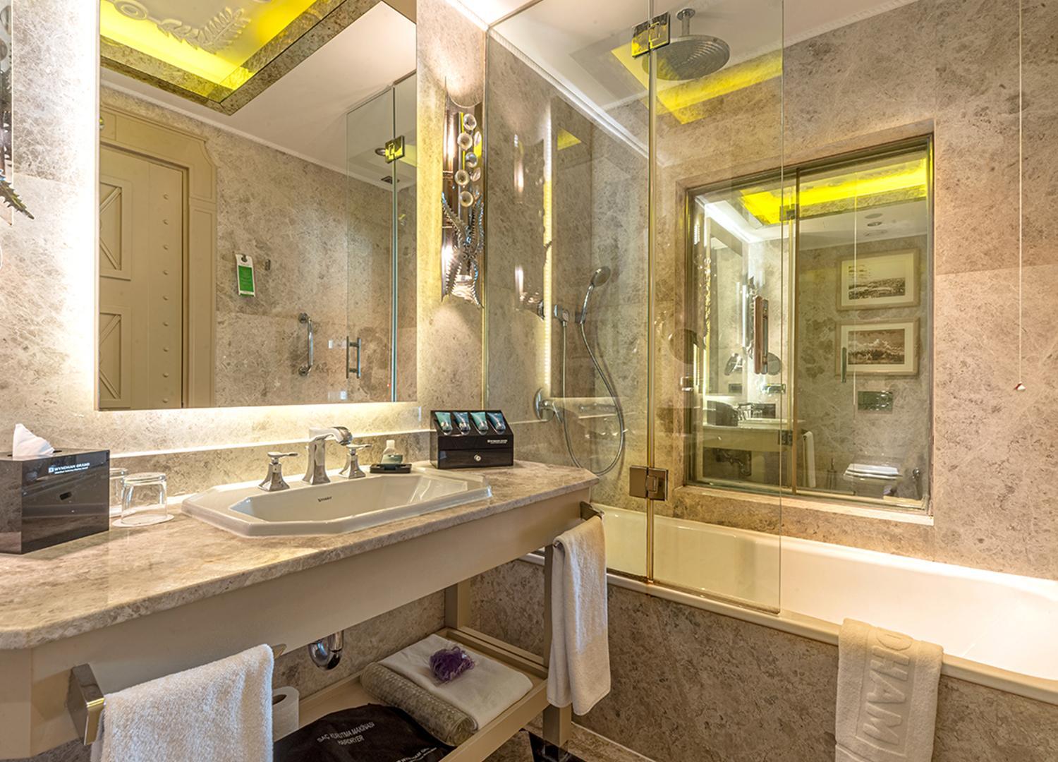 Wyndham Grand Istanbul Kalamış Marina Hotel - Image 113