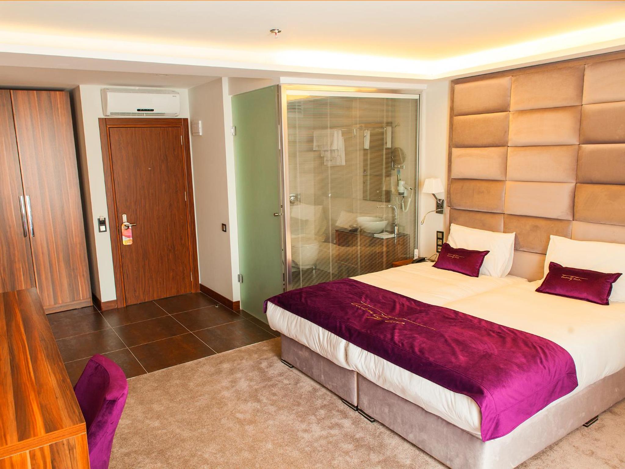 The 22 Hotel - Image 18