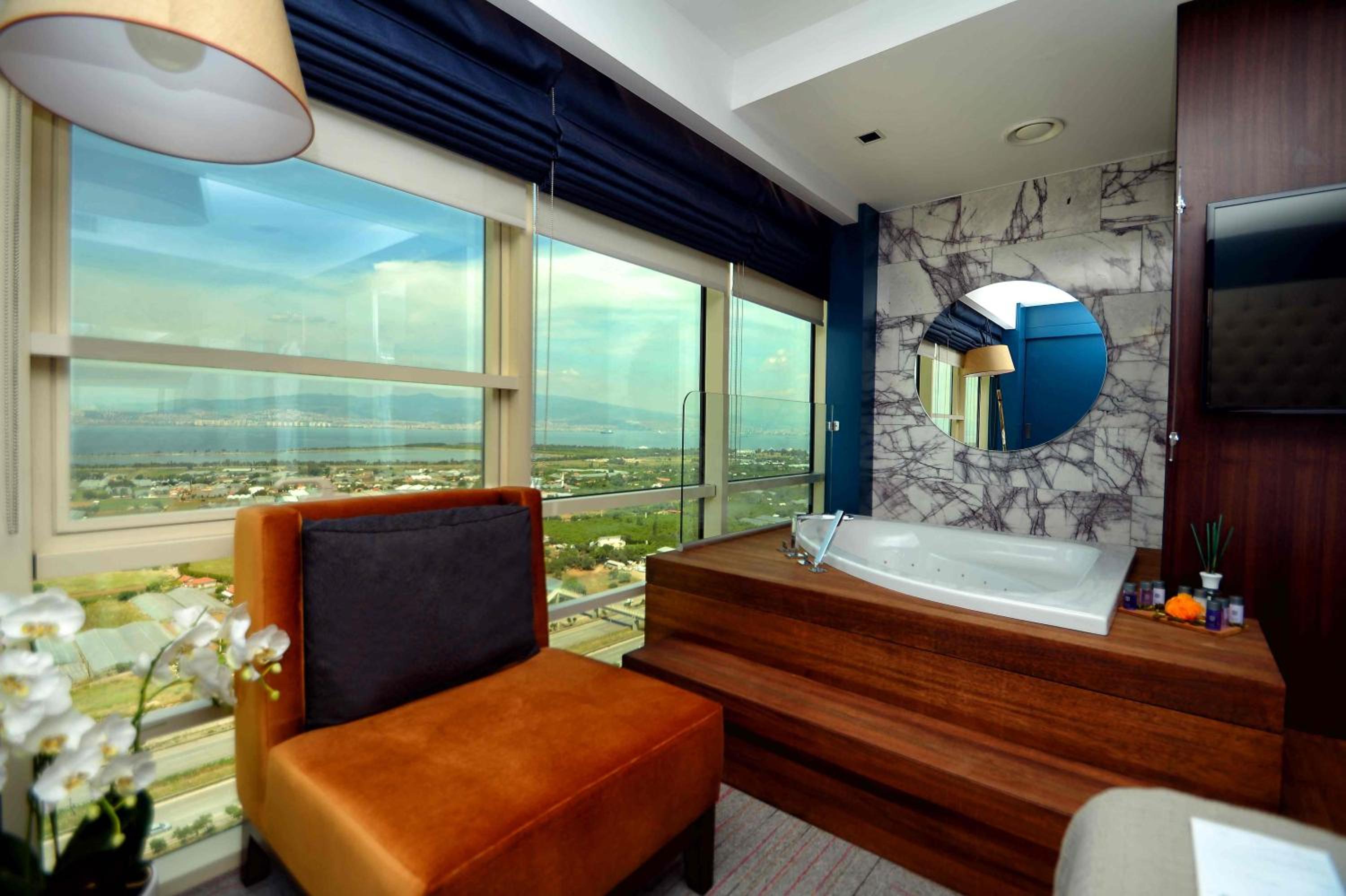 Ramada Encore by Wyndham İzmir - Image 18