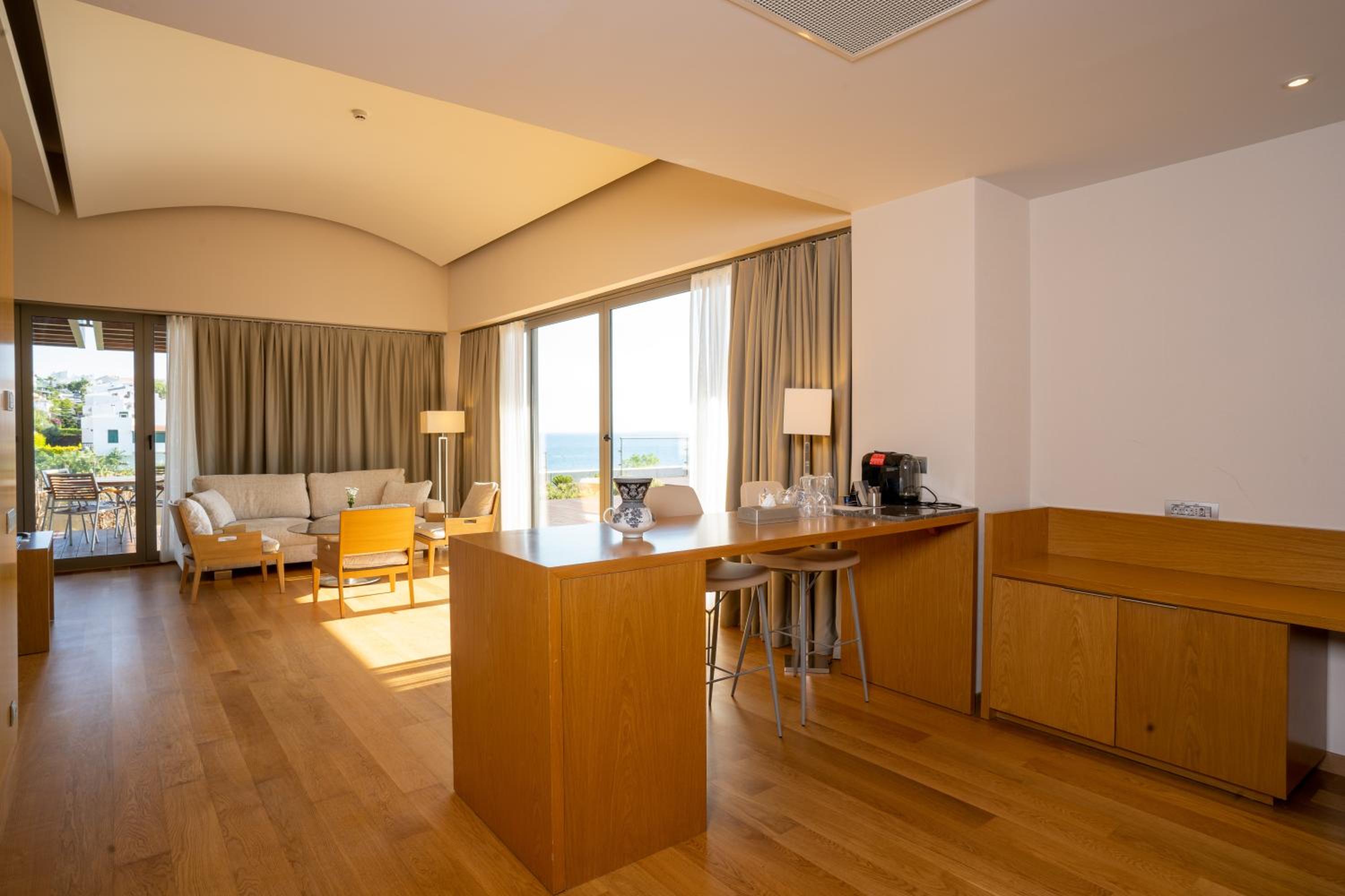 ON'LIVE OTEL - Image 61