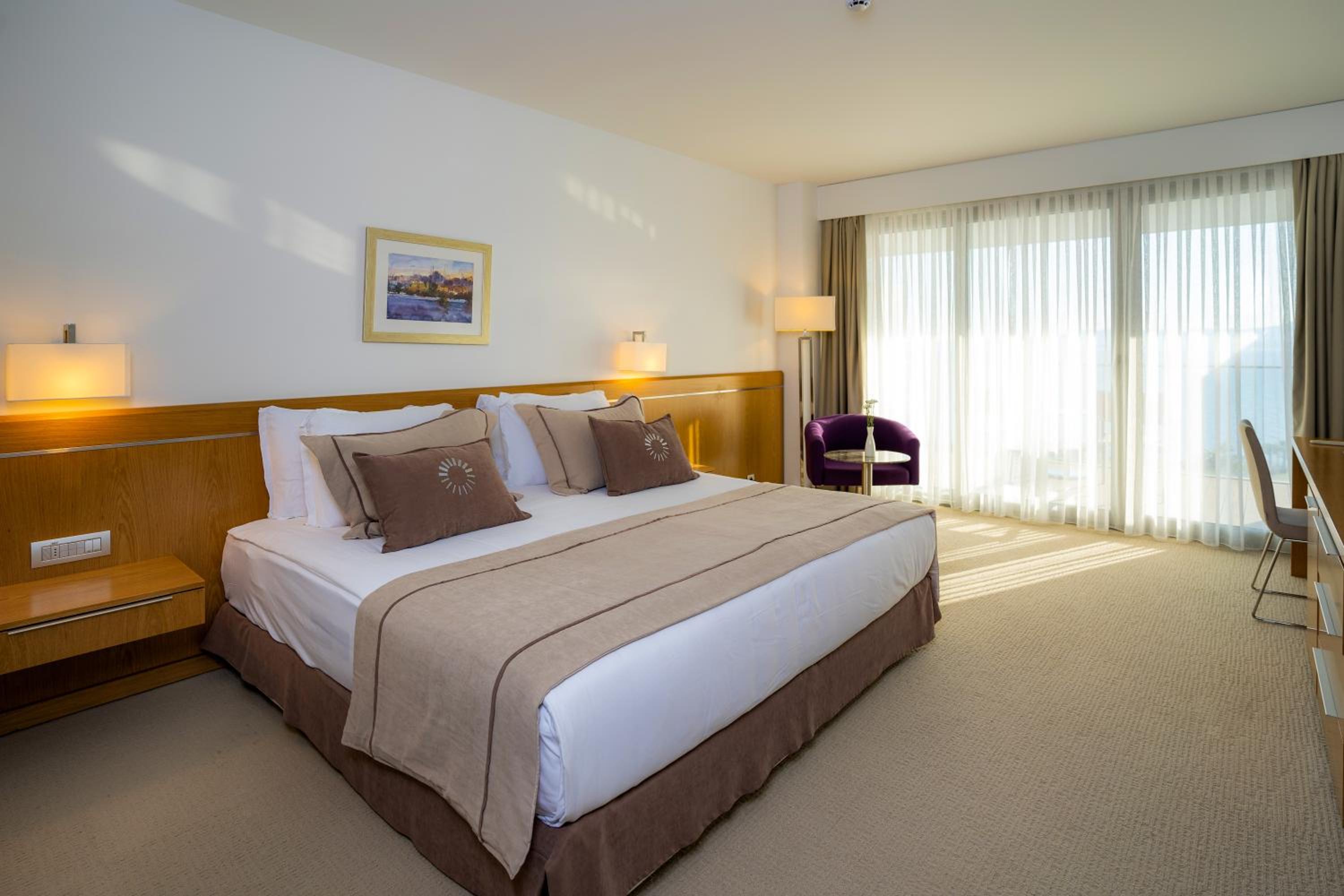 ON'LIVE OTEL - Image 68