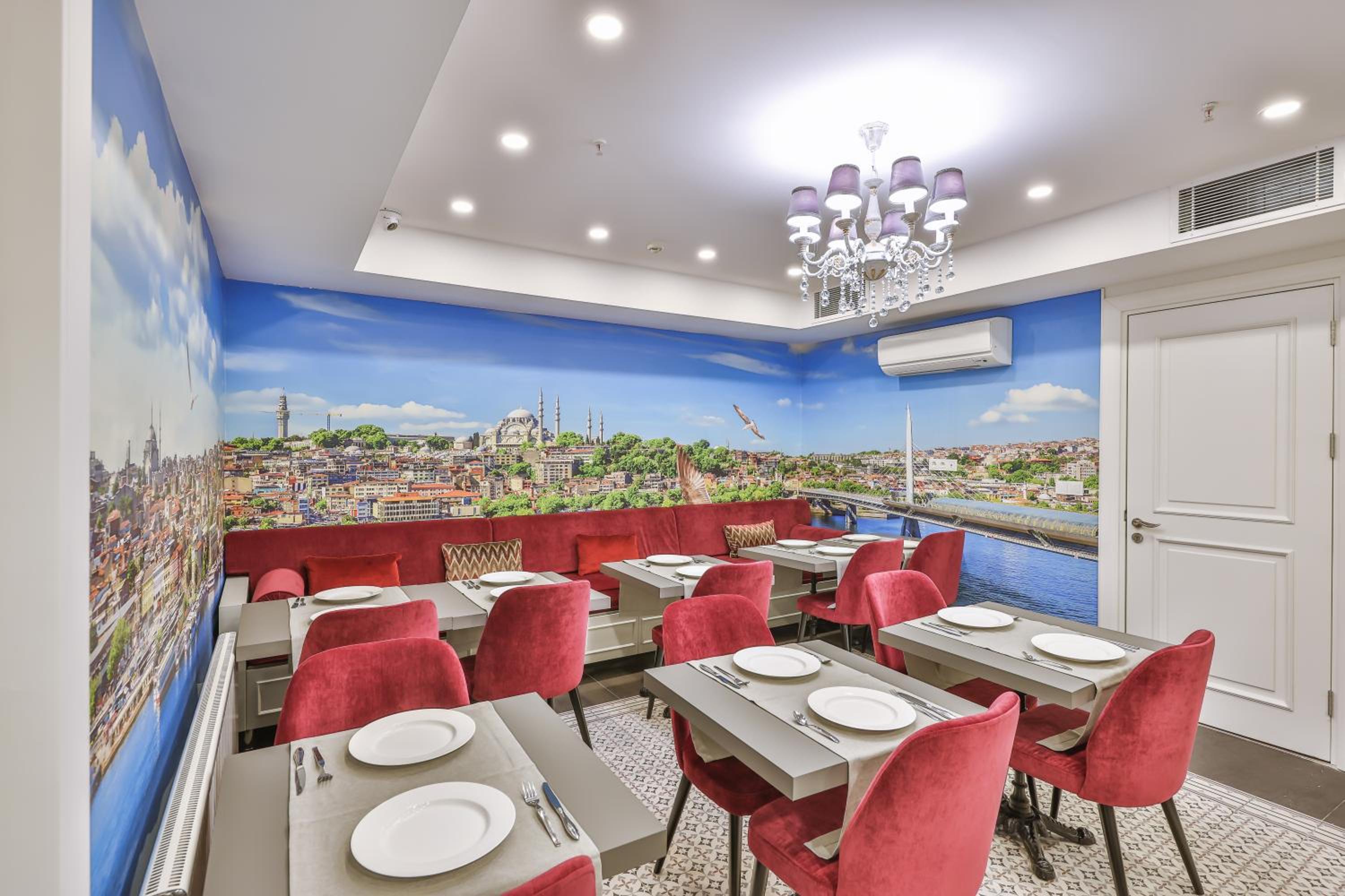 9 Doors Otel - Image 5