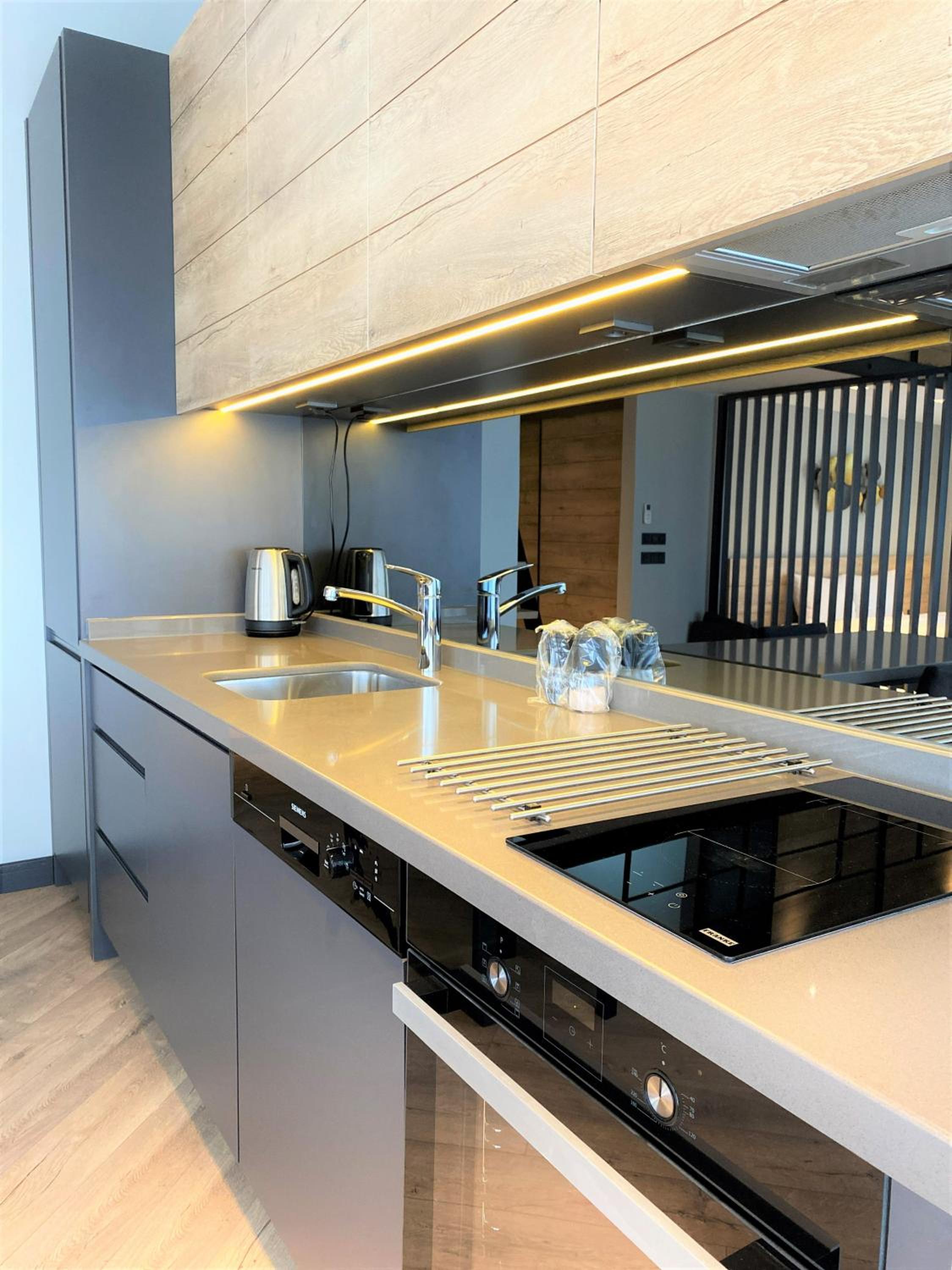 Z-Suites - Image 39
