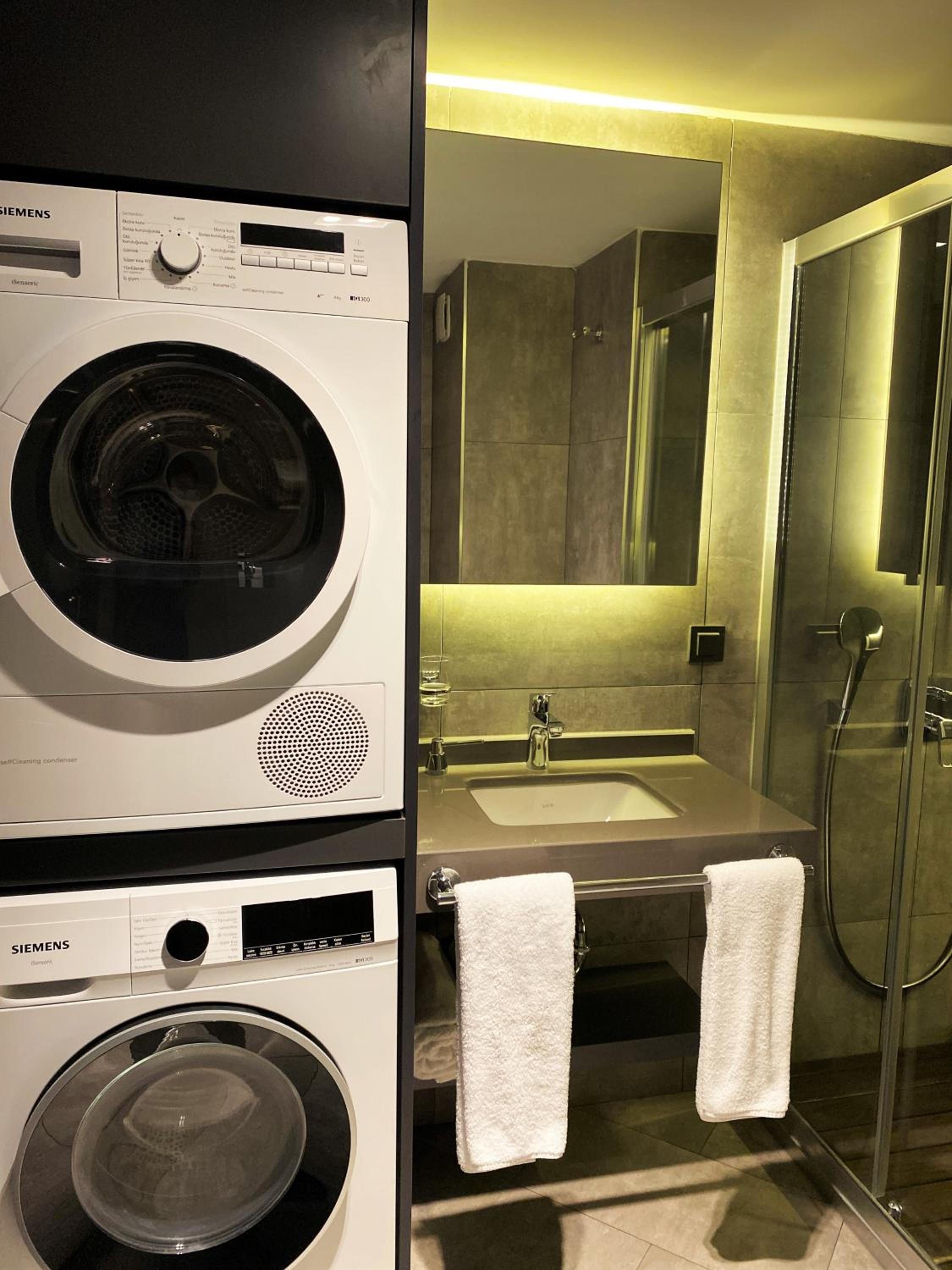 Z-Suites - Image 35