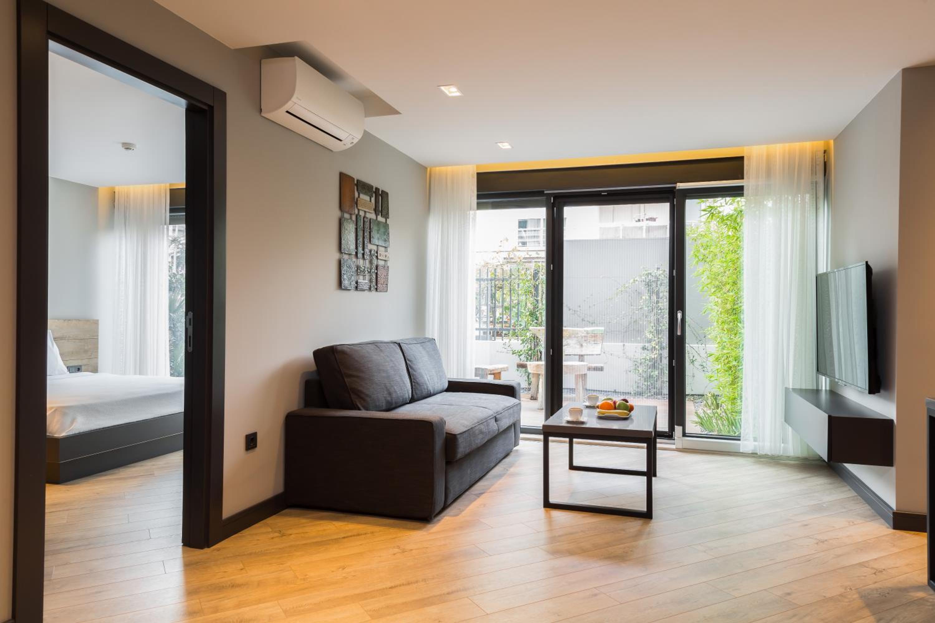 Z-Suites - Image 49