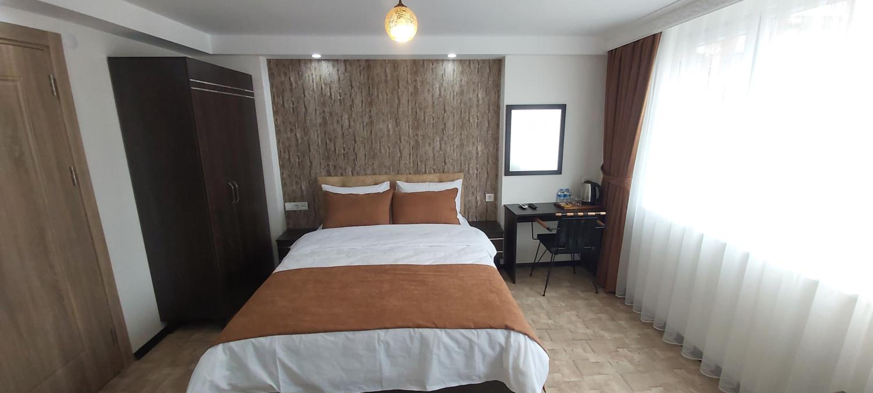 HOTEL GLOBAL 2022 becomes GLOBAL OTEL 2022. - Image 114