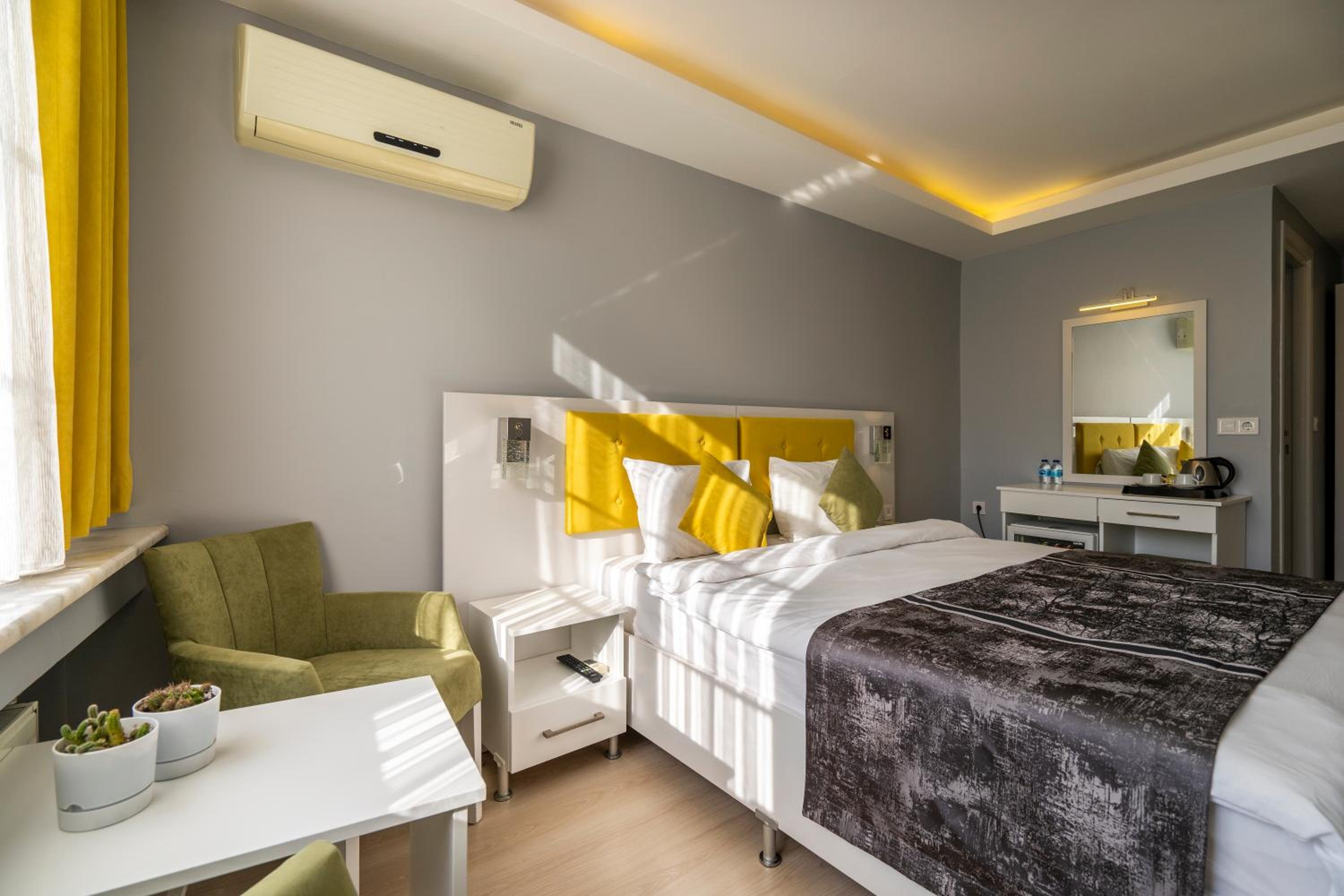 Sayeban Gold Hotel - Image 56