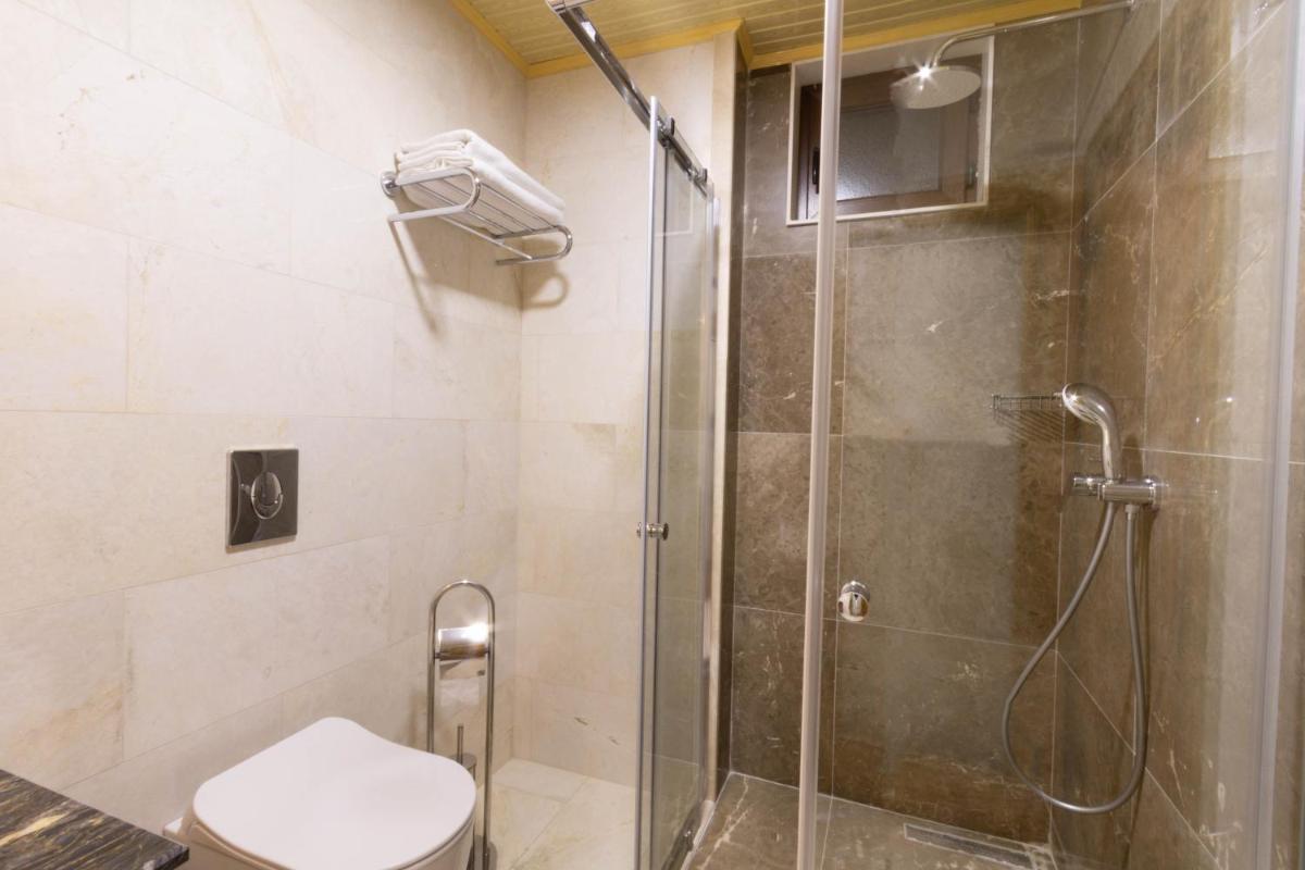 Sapphire Stone hotel - Image 17