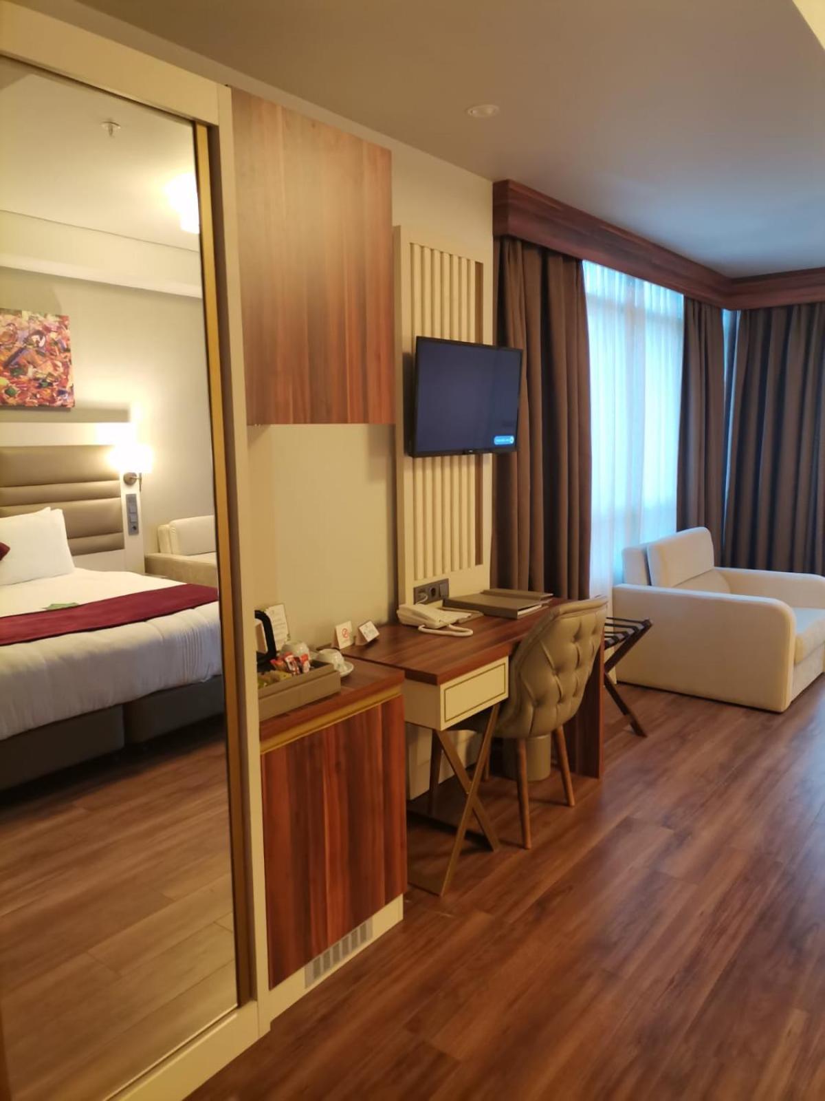 Golden Royal Hotel & SPA - Image 60