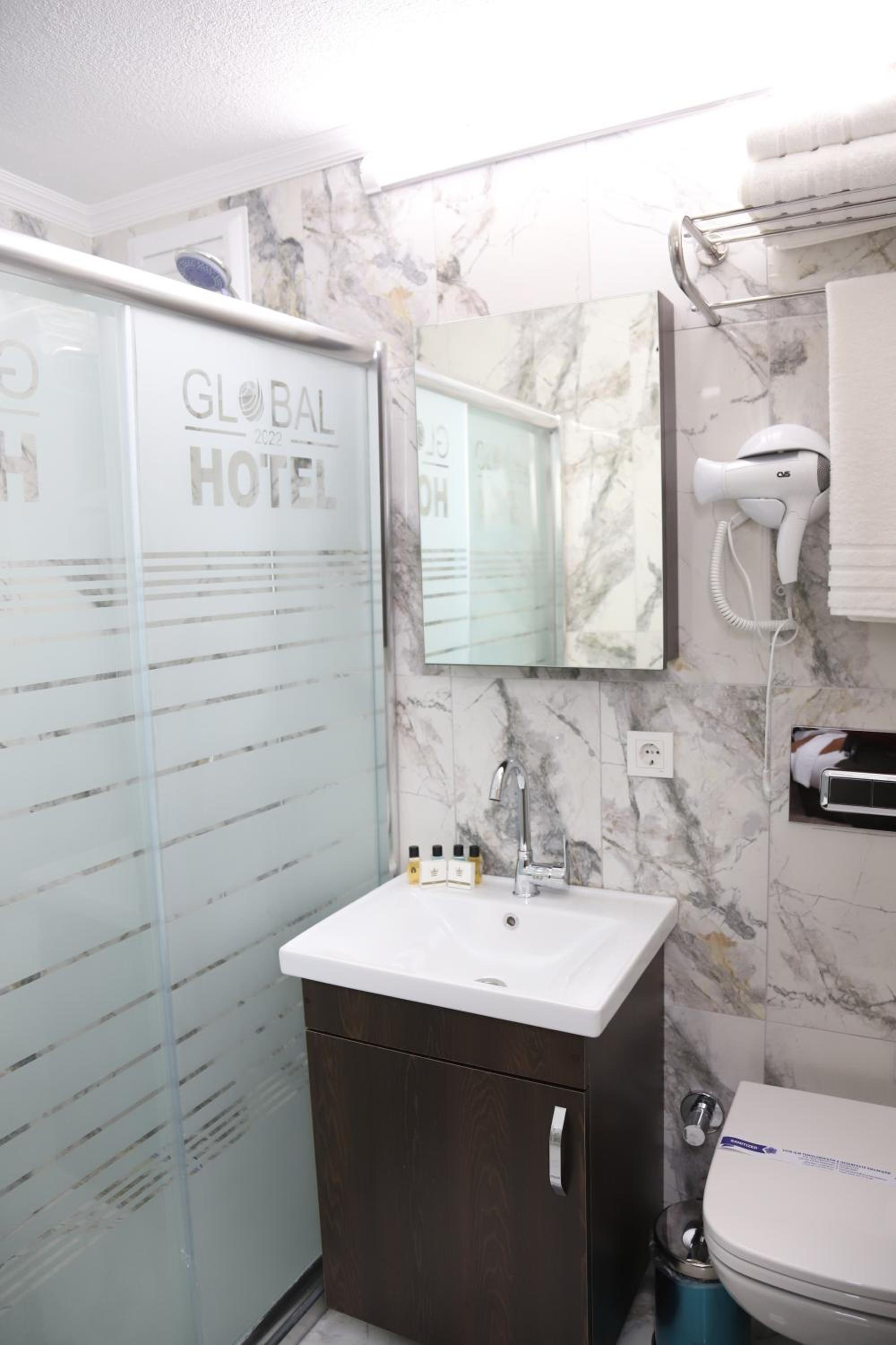 HOTEL GLOBAL 2022 becomes GLOBAL OTEL 2022. - Image 29