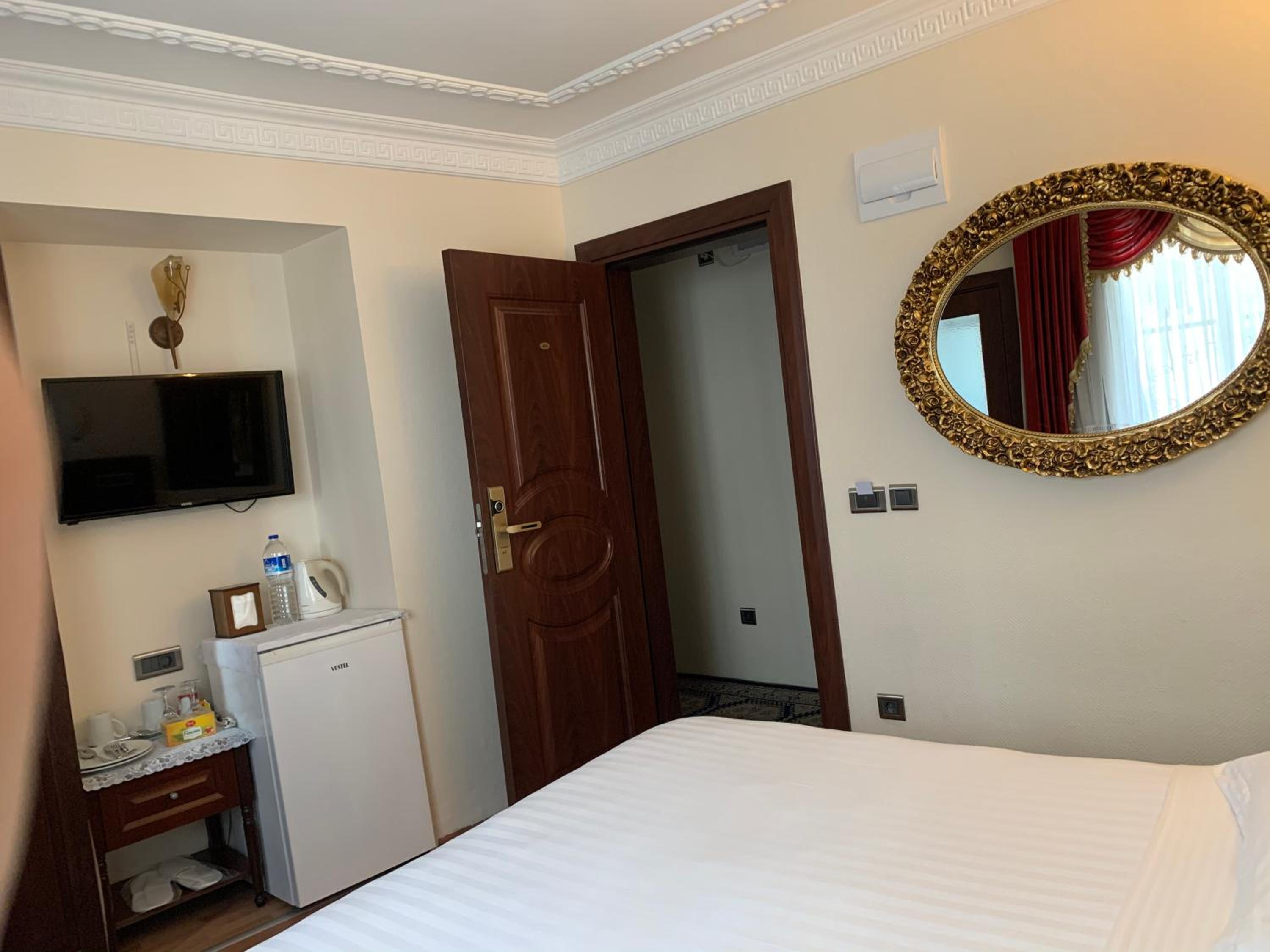 Ada Hotel Istanbul - Image 12