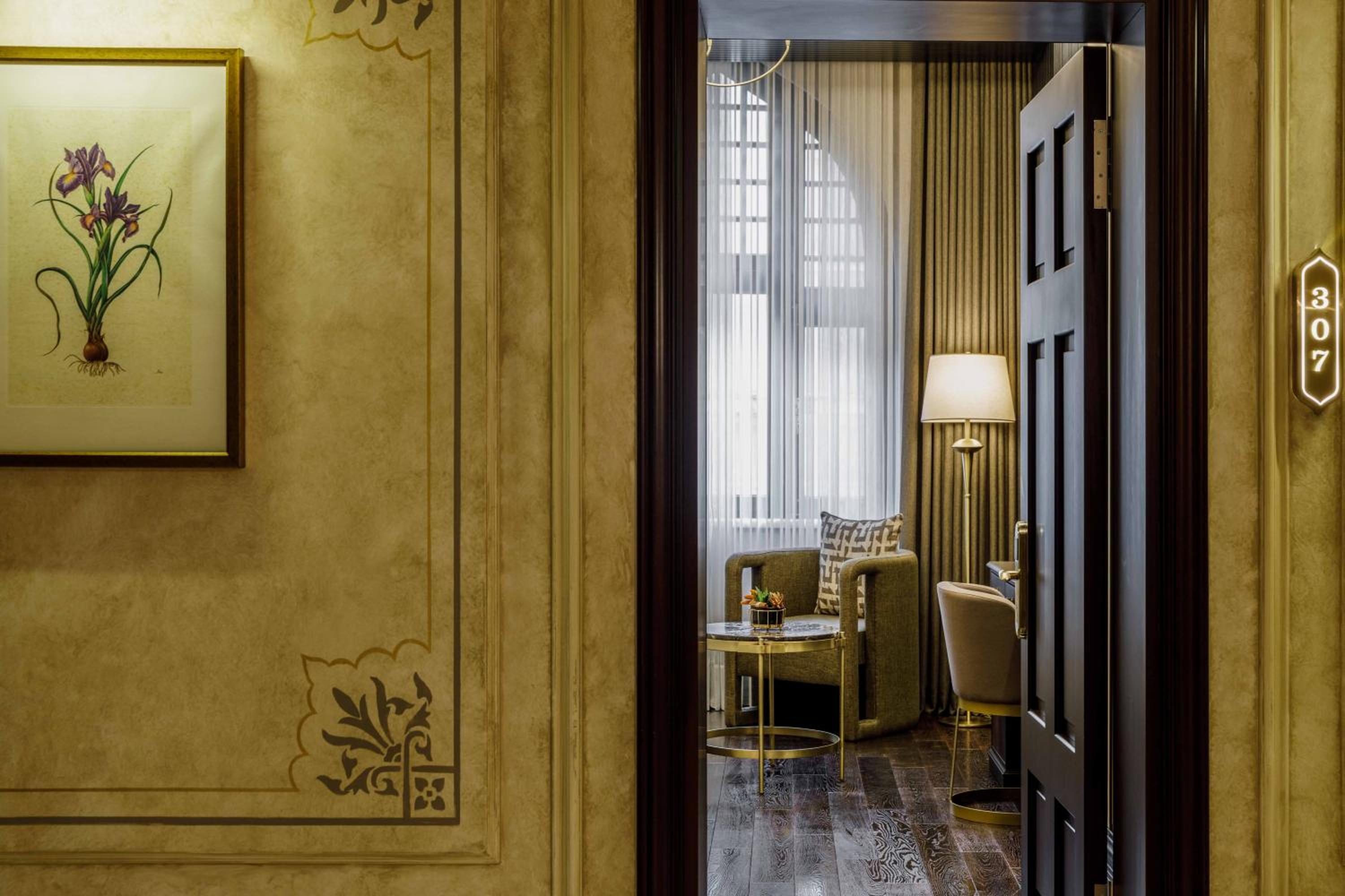 Cronton Design Hotel - Image 53