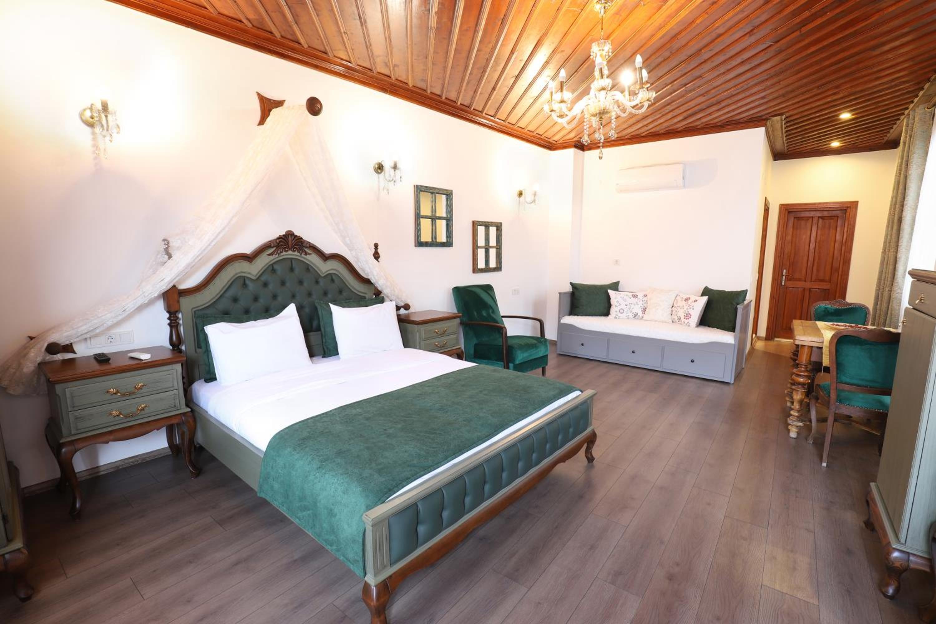 White Garden Hotel-Adult Only - Image 14