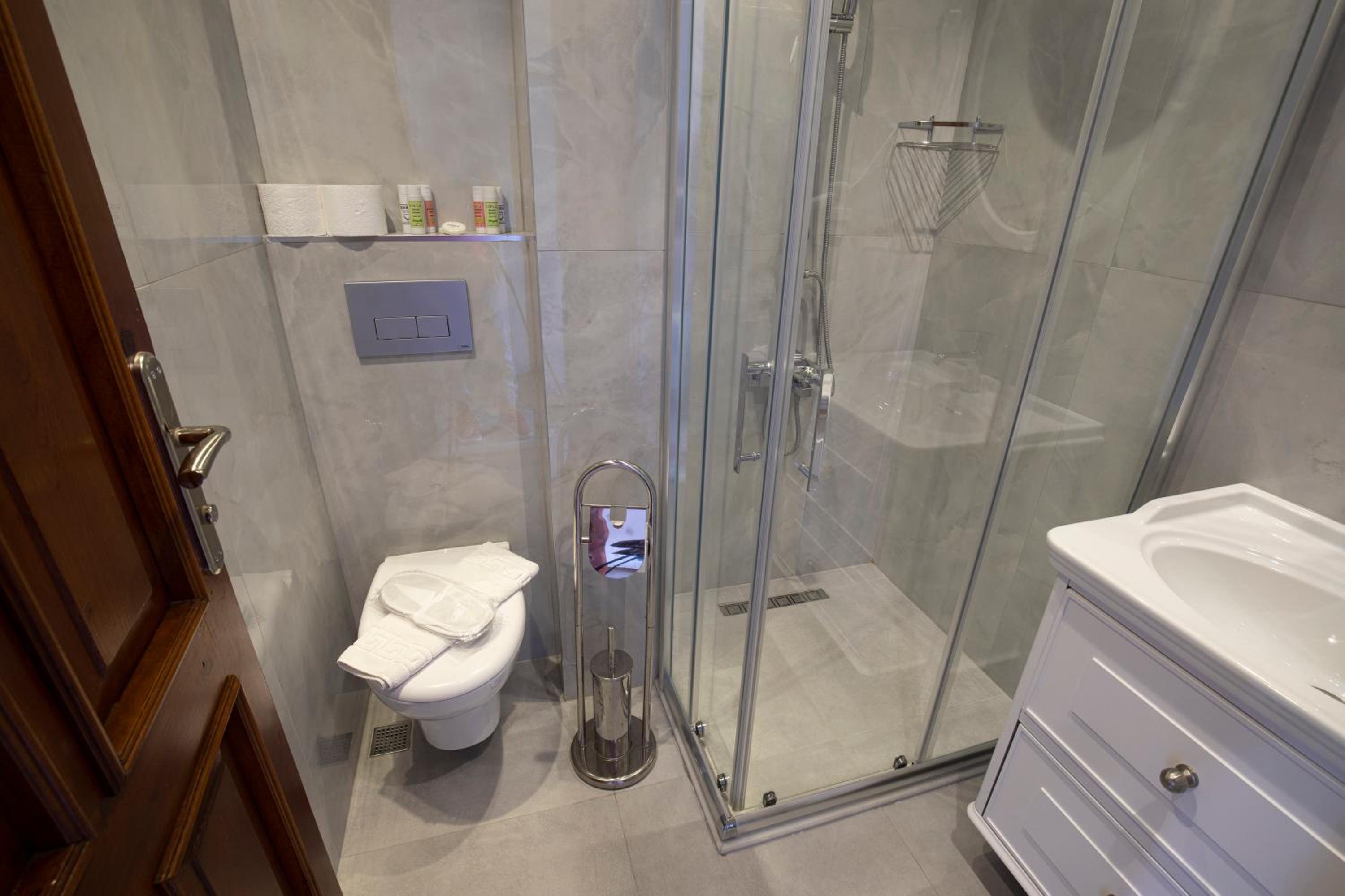 White Garden Hotel-Adult Only - Image 35