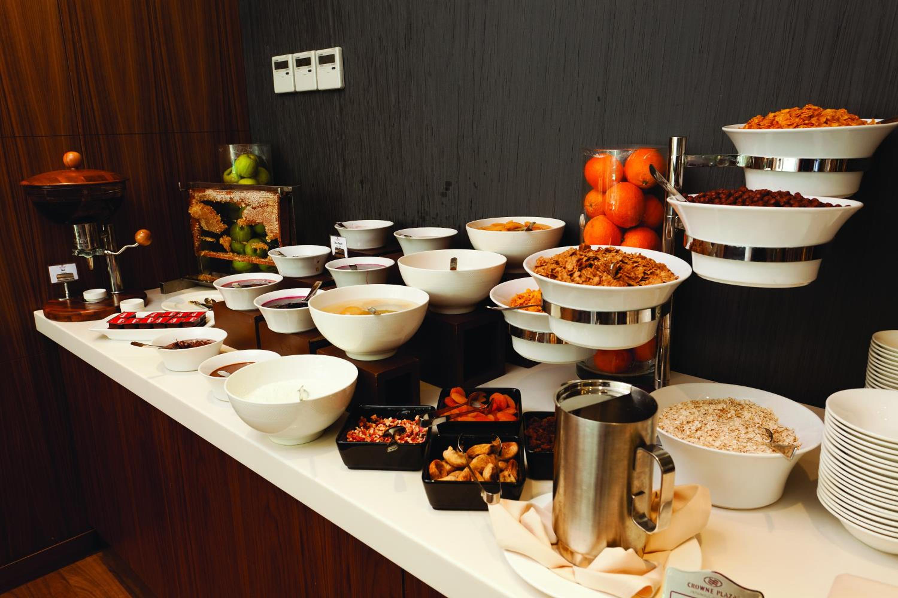 Crowne Plaza Istanbul Harbiye, an IHG Hotel - Image 76