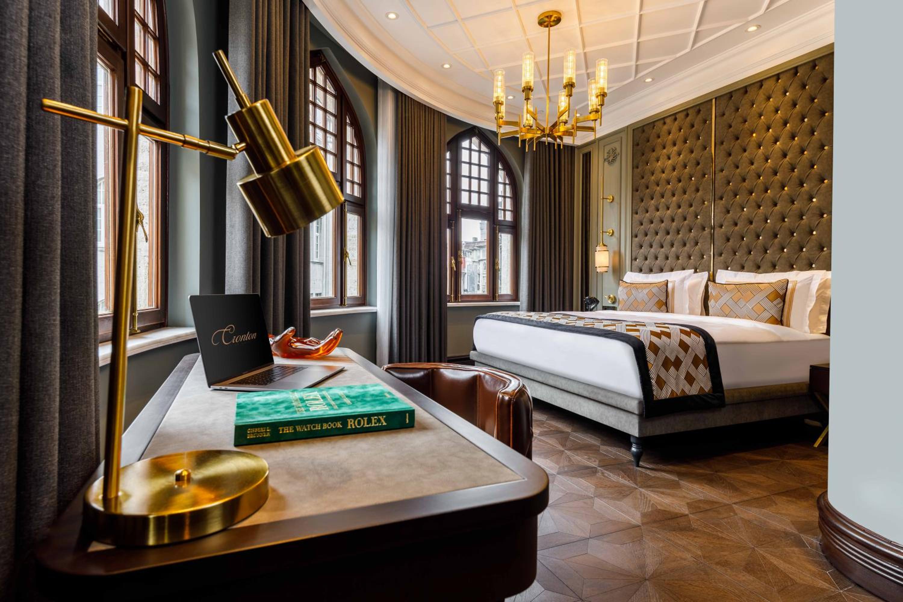 Cronton Design Hotel - Image 33