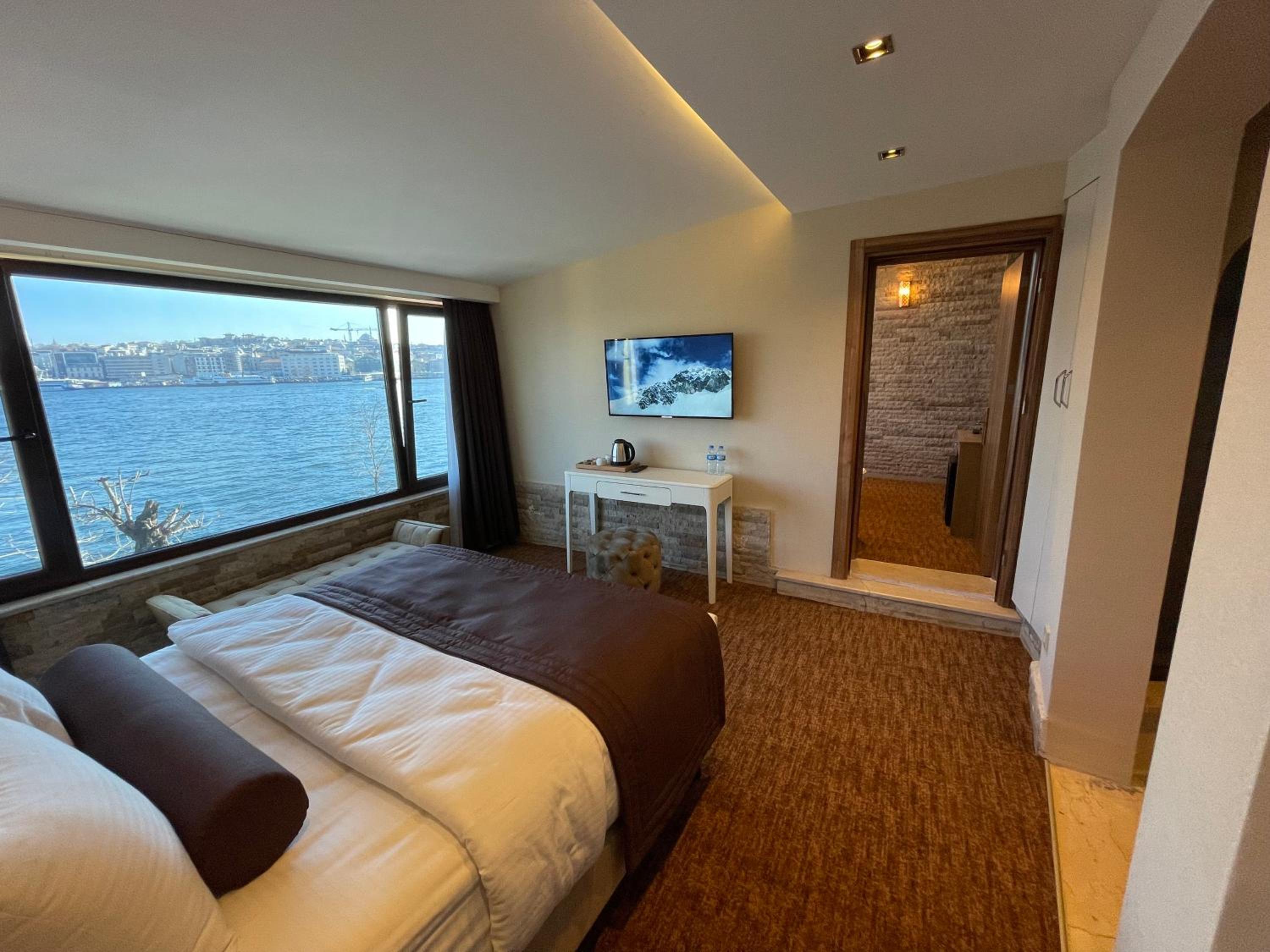 Weingart Port Deniz Kenarı - Image 5