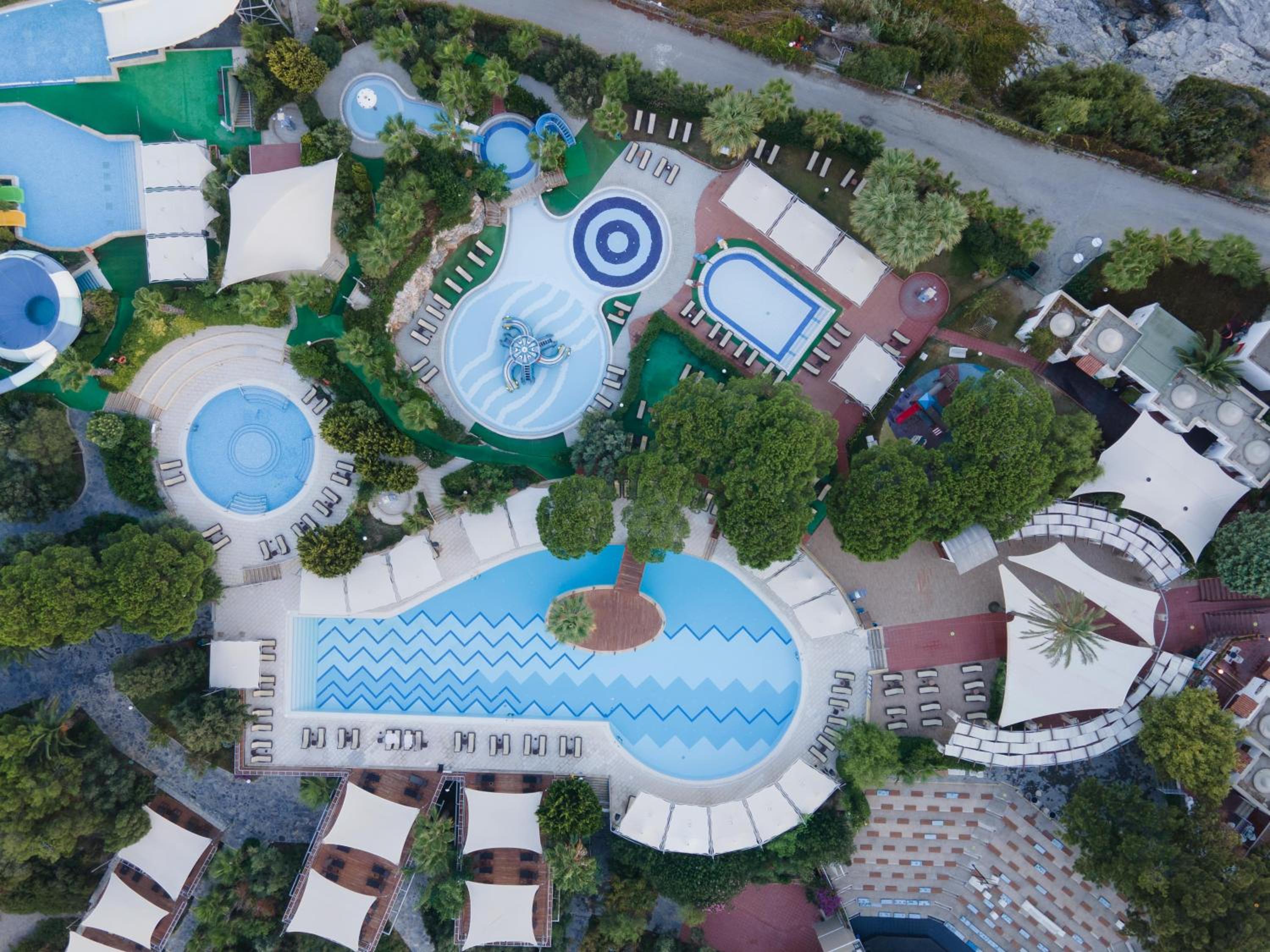 Pine Bay Holiday Resort - Image 125