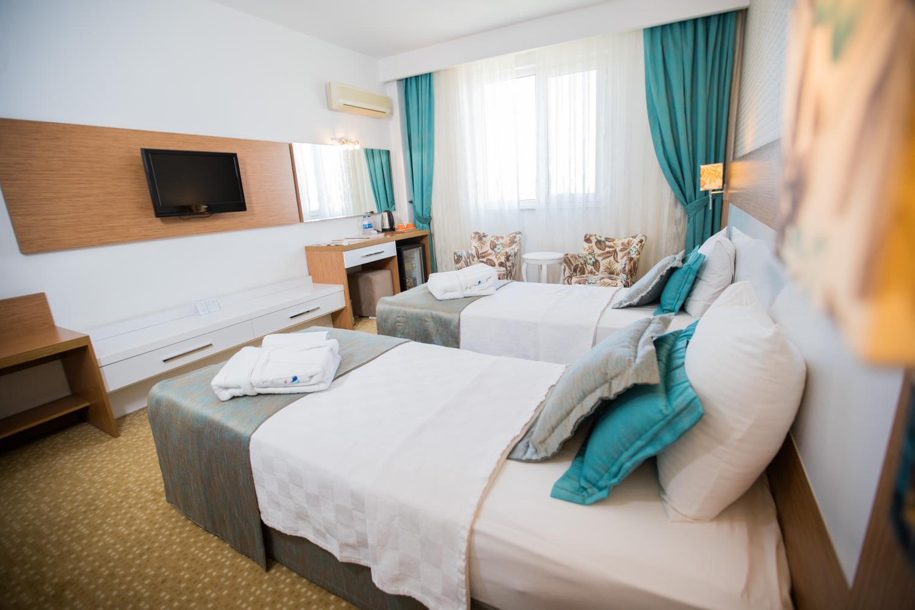 Afyon Orucoglu Thermal Resort - Image 37