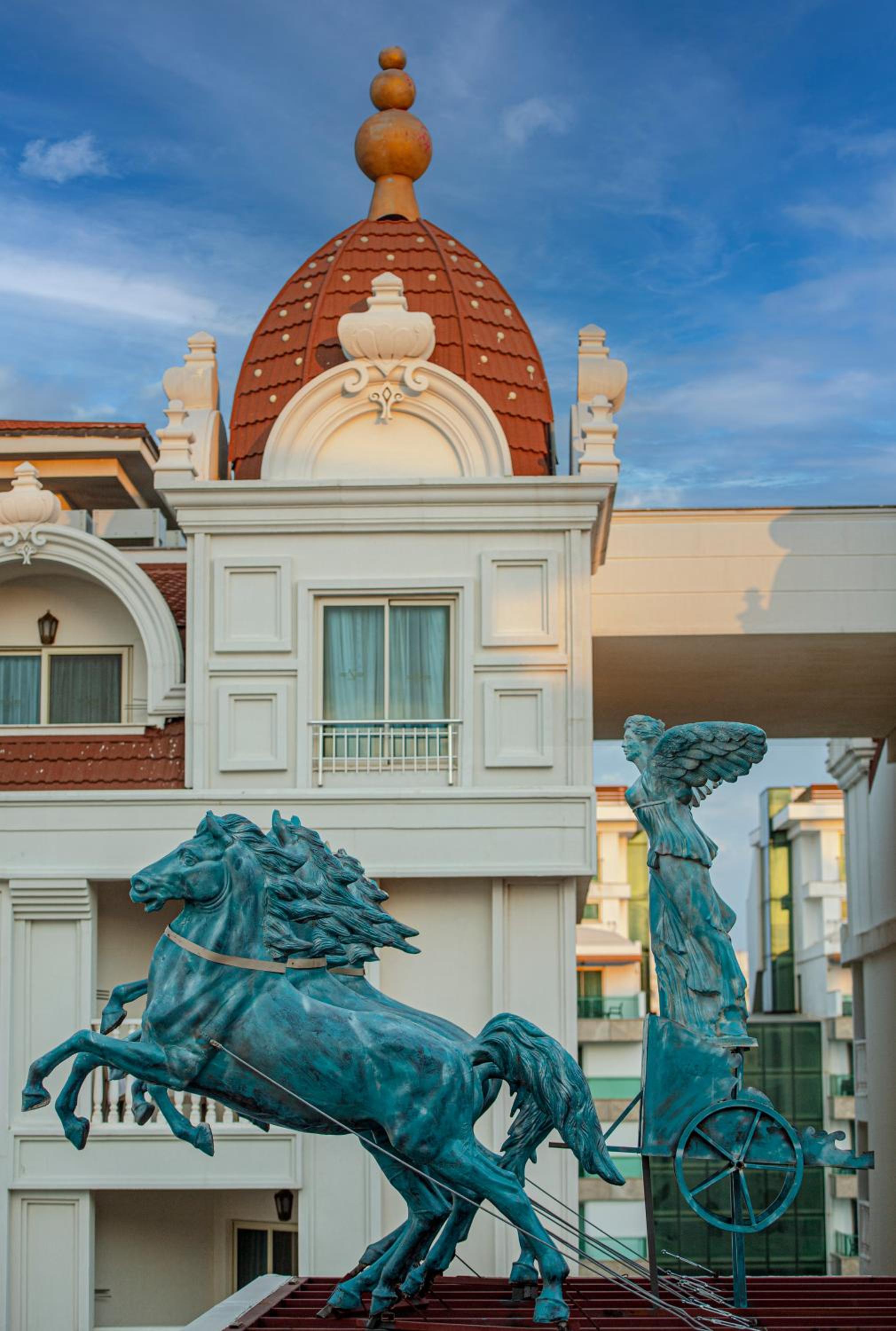 Oz Hotels Side Premium - Image 28