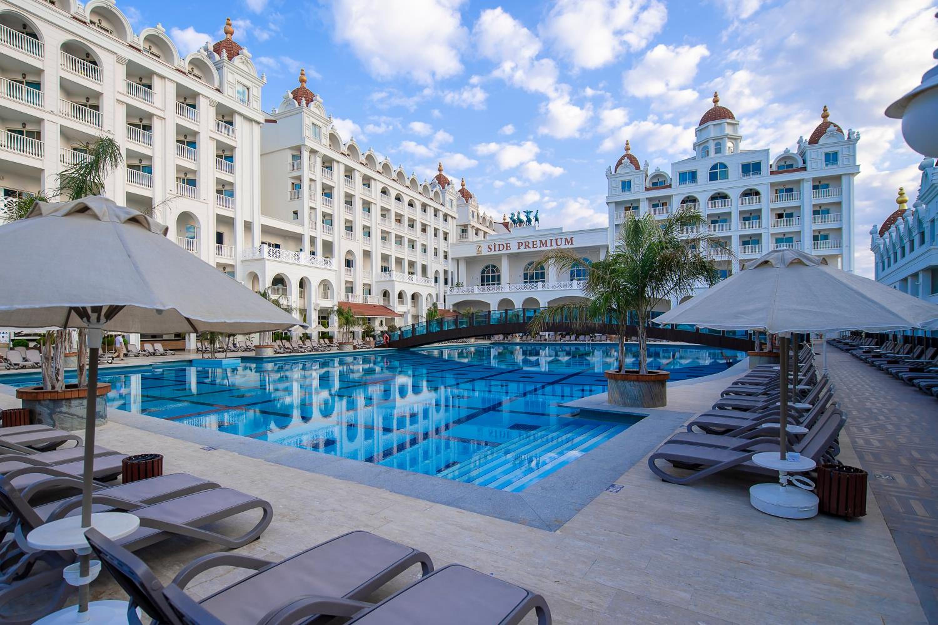 Oz Hotels Side Premium - Image 33