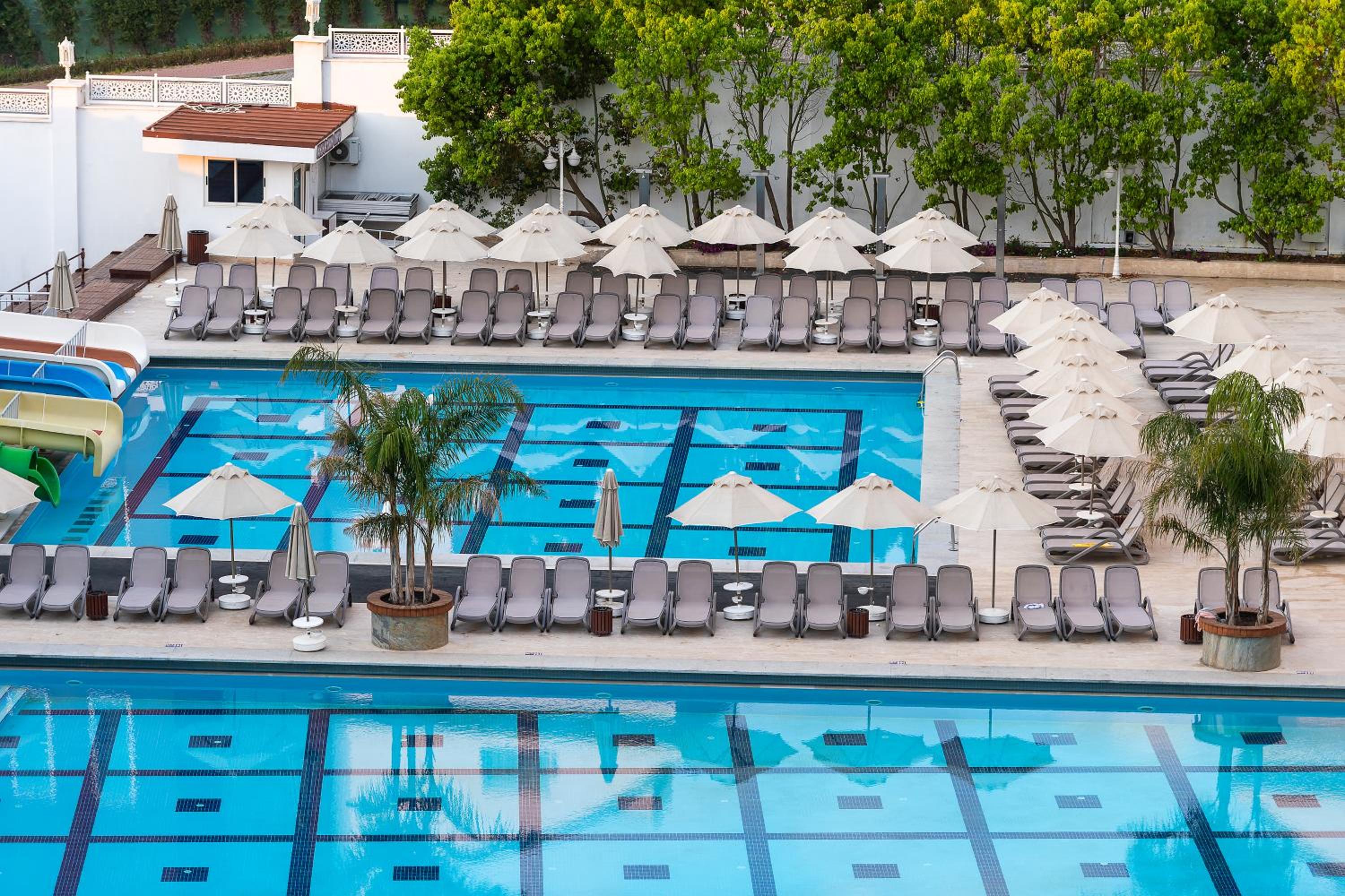 Oz Hotels Side Premium - Image 166