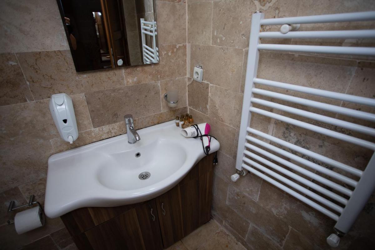 Guven Cave Hotel - Image 53
