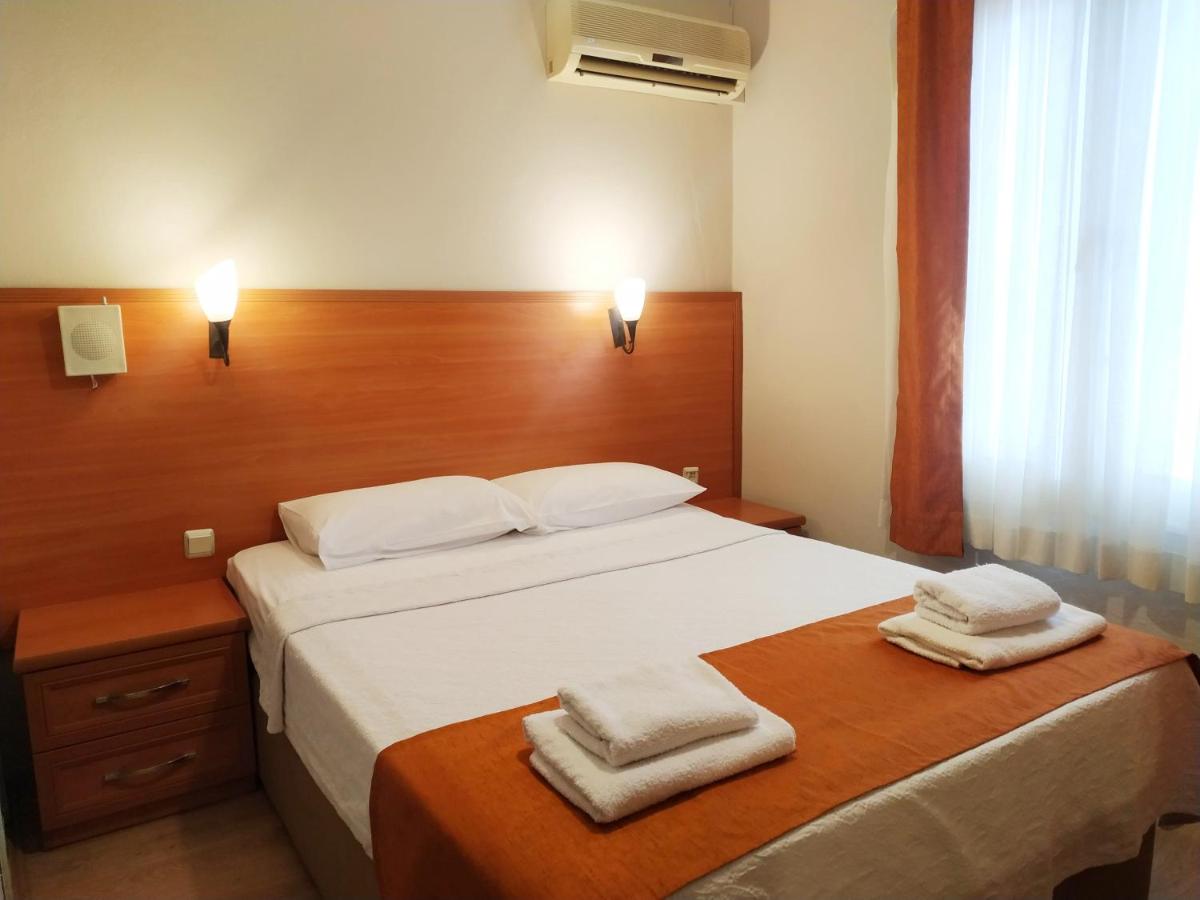 Yalcin Hotel - Image 32