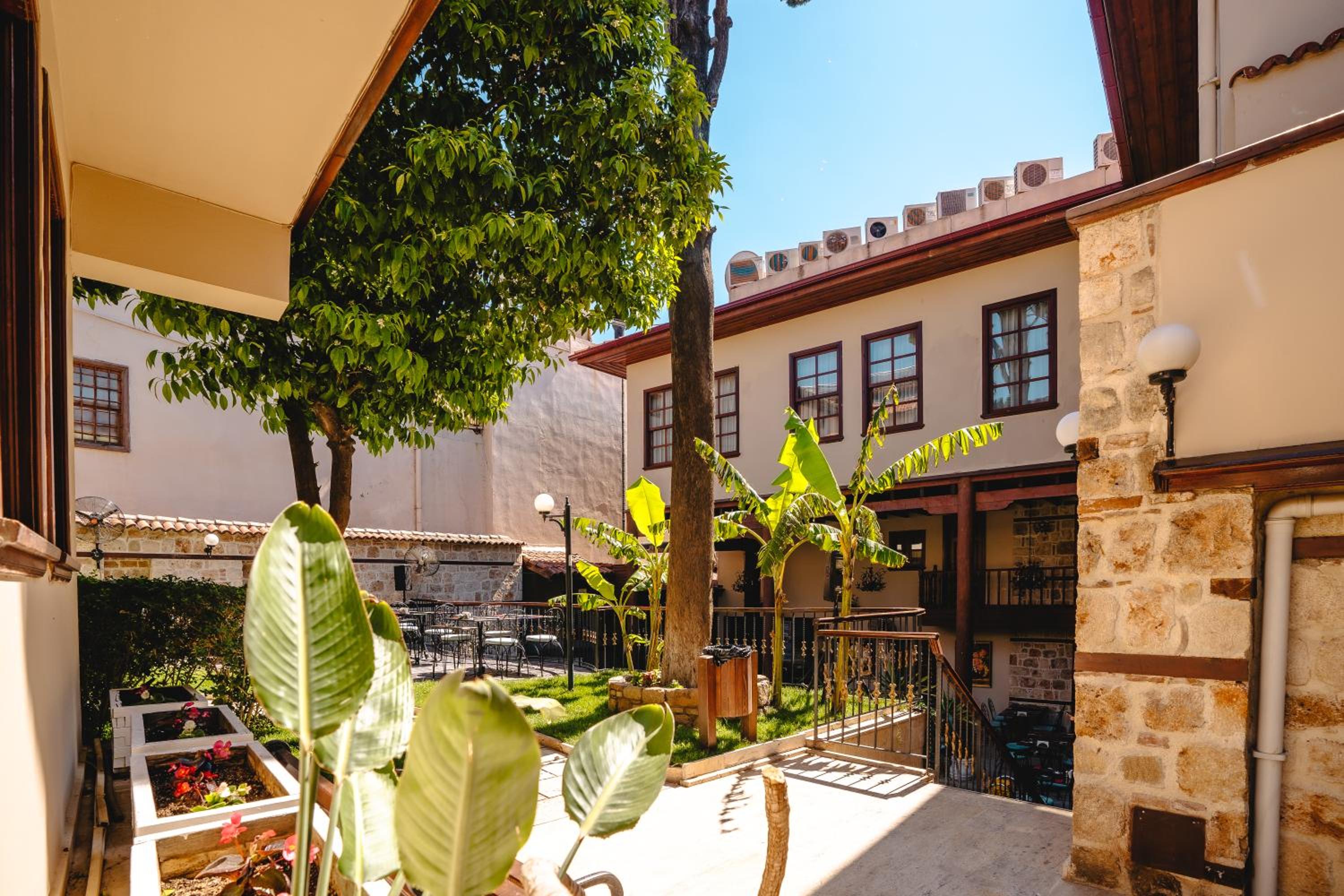 Mediterra Art Otel Antalya - Image 15