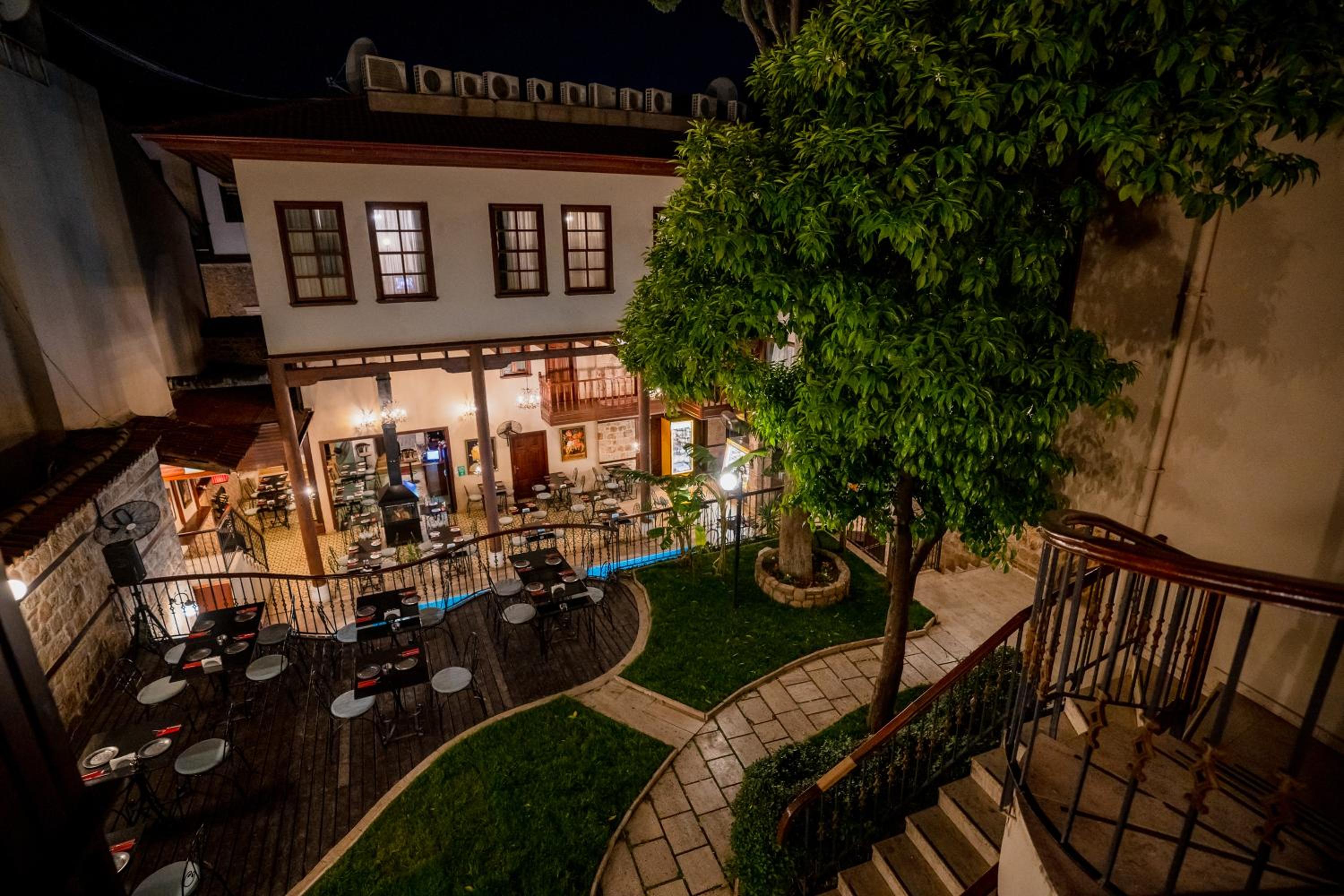 Mediterra Art Otel Antalya - Image 6