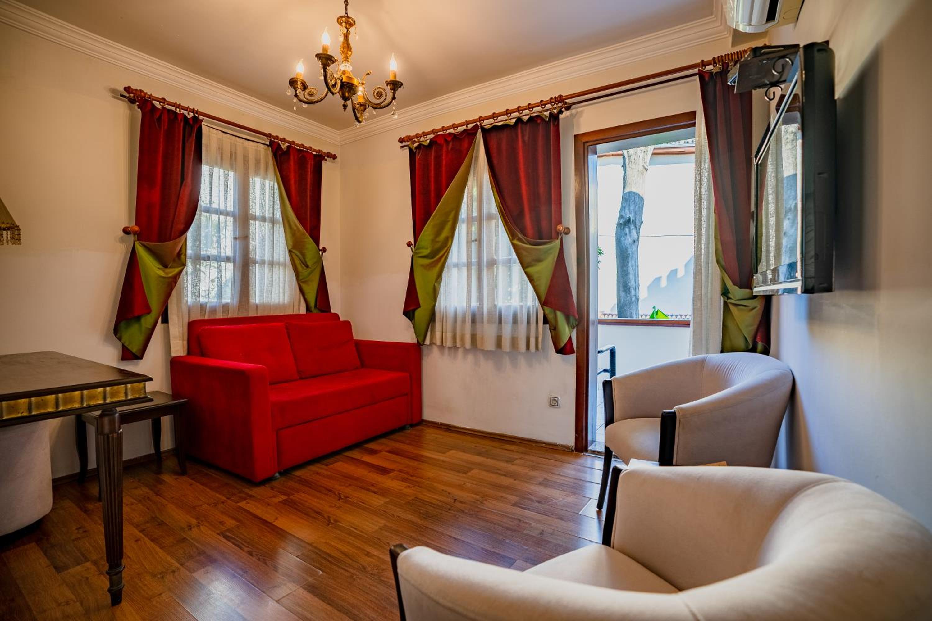 Mediterra Art Otel Antalya - Image 28