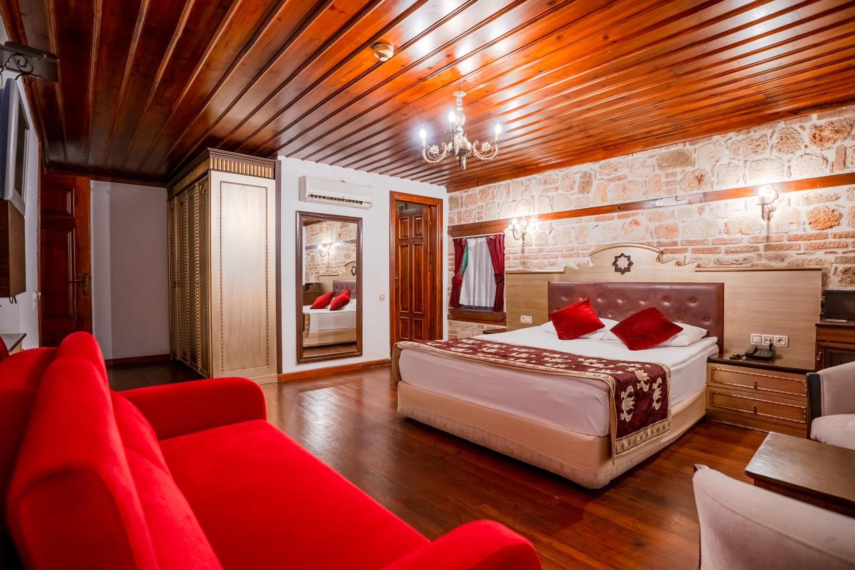 Mediterra Art Otel Antalya - Image 31
