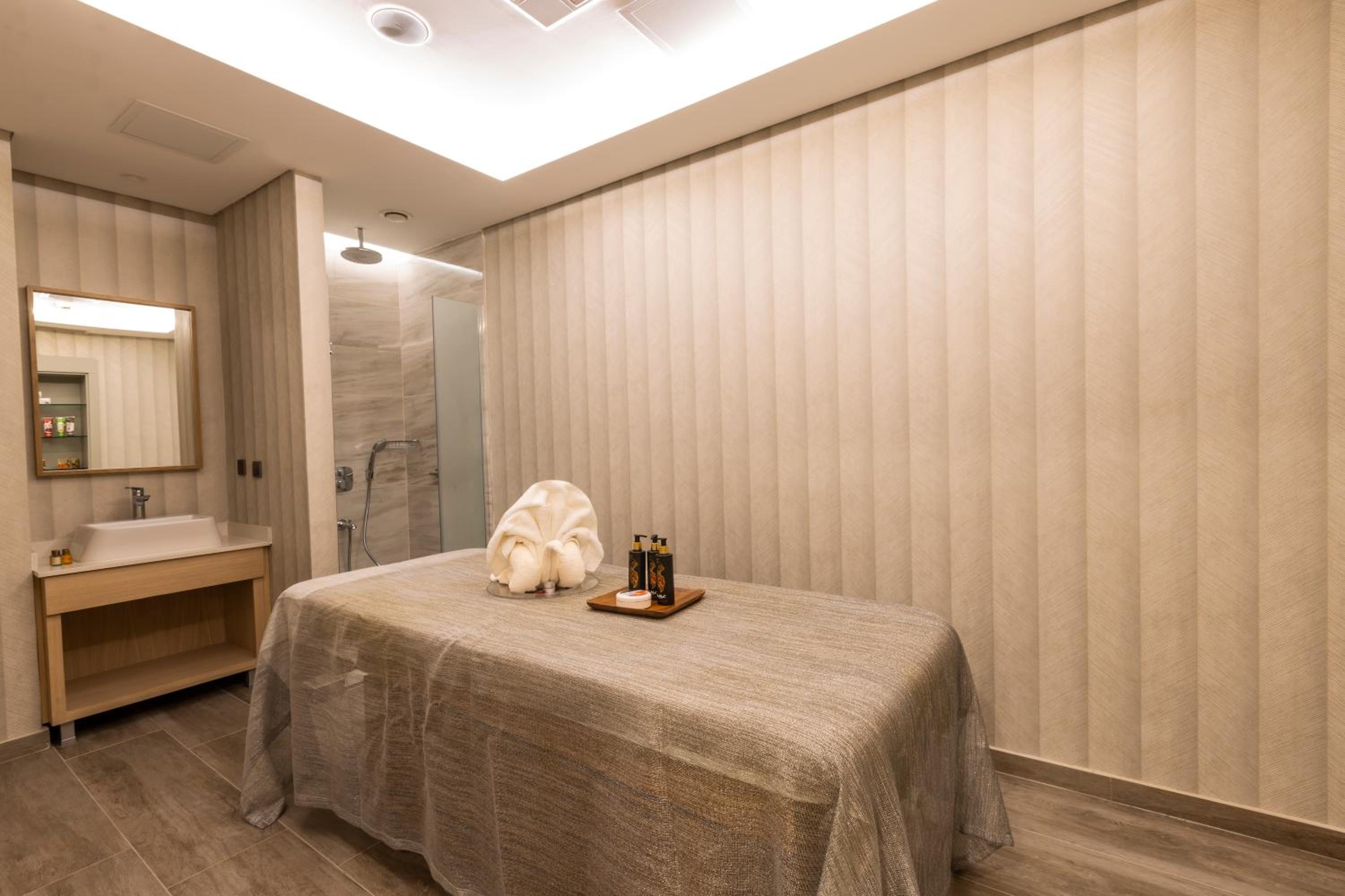 Radisson Otel İstanbul Harbiye - Image 50