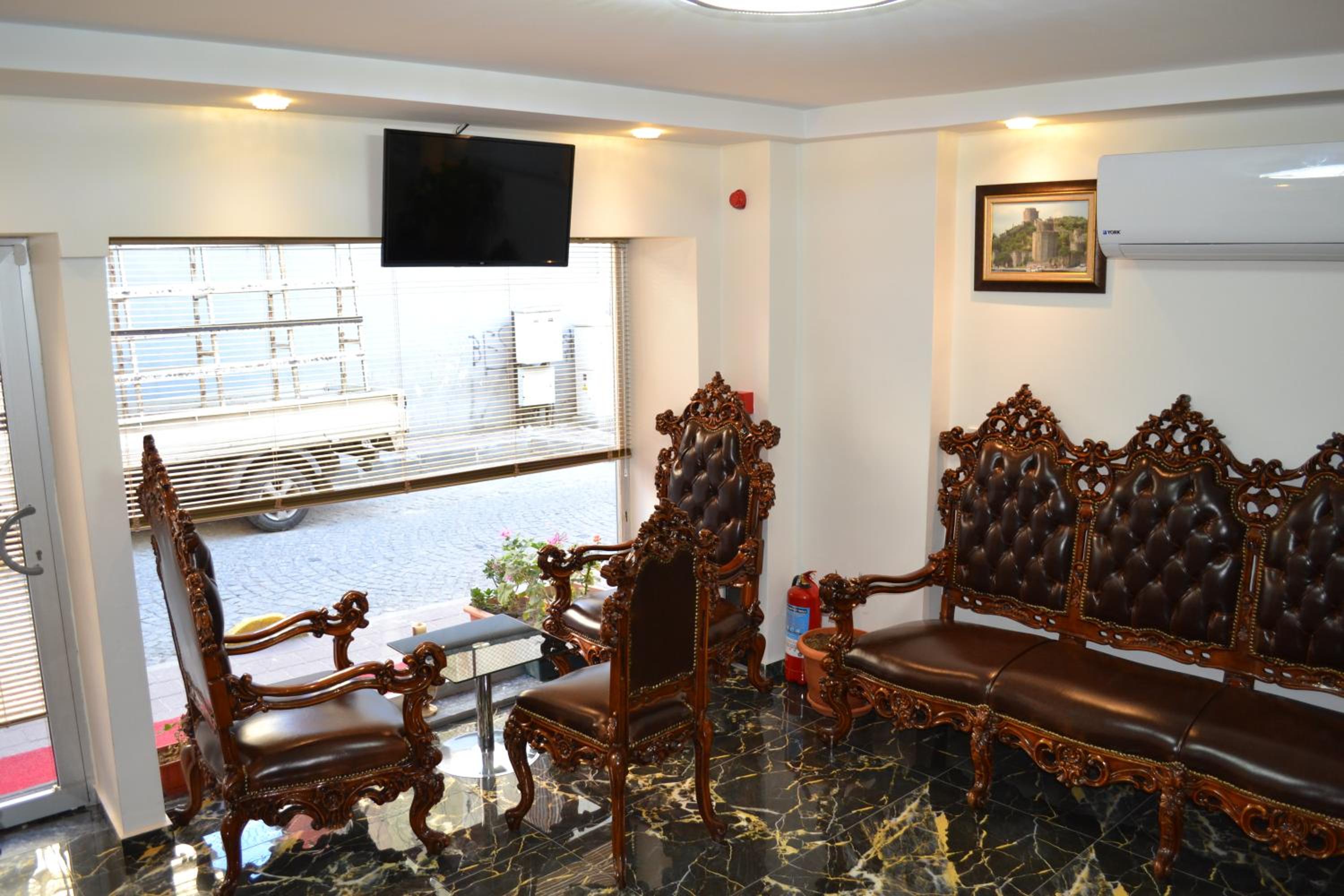 HOTEL GLOBAL 2022 becomes GLOBAL OTEL 2022. - Image 36