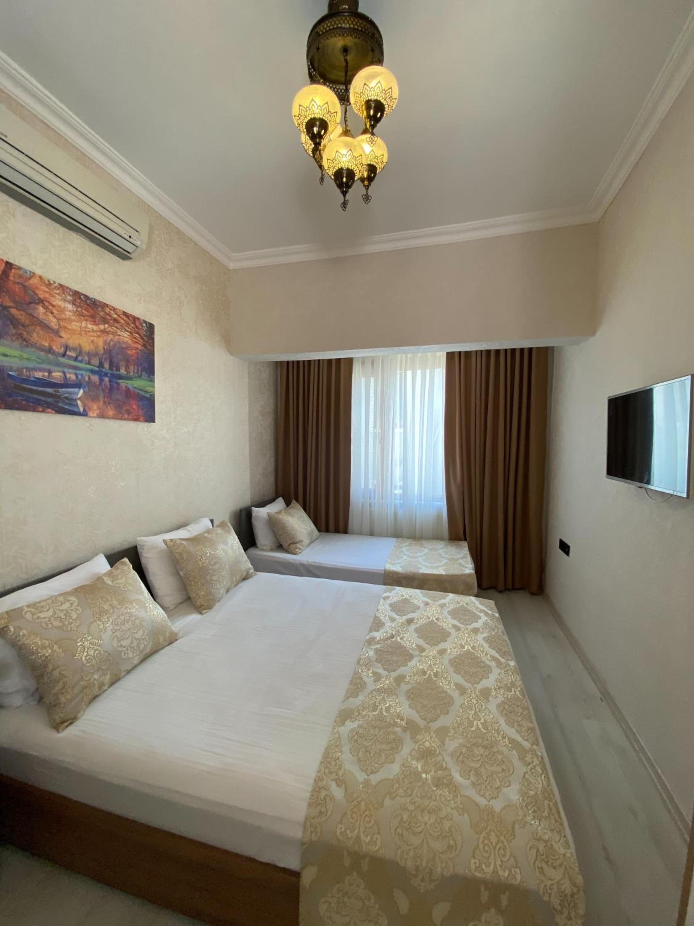 Boutique Sultan Hotel - Image 15