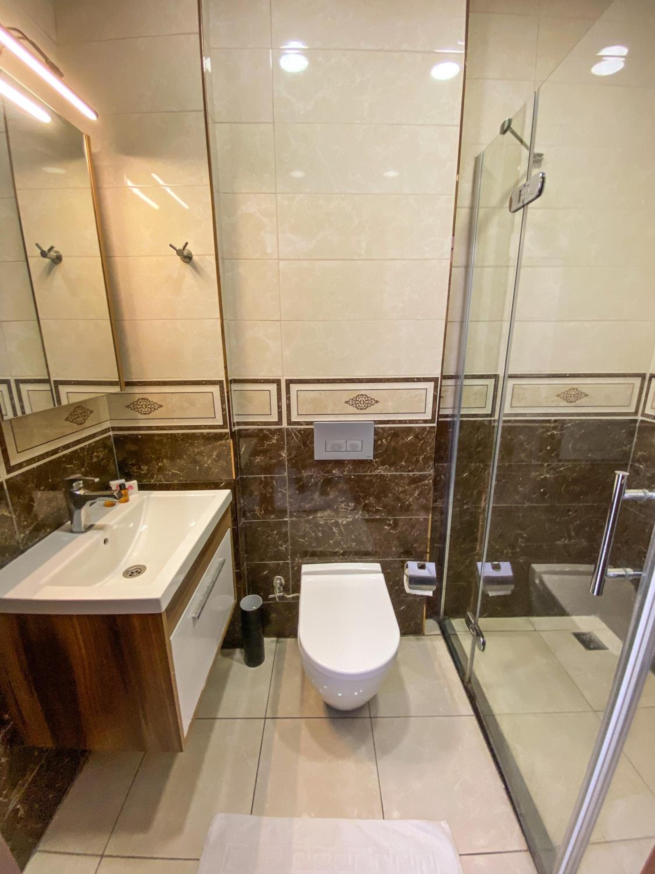 Boutique Sultan Hotel - Image 35