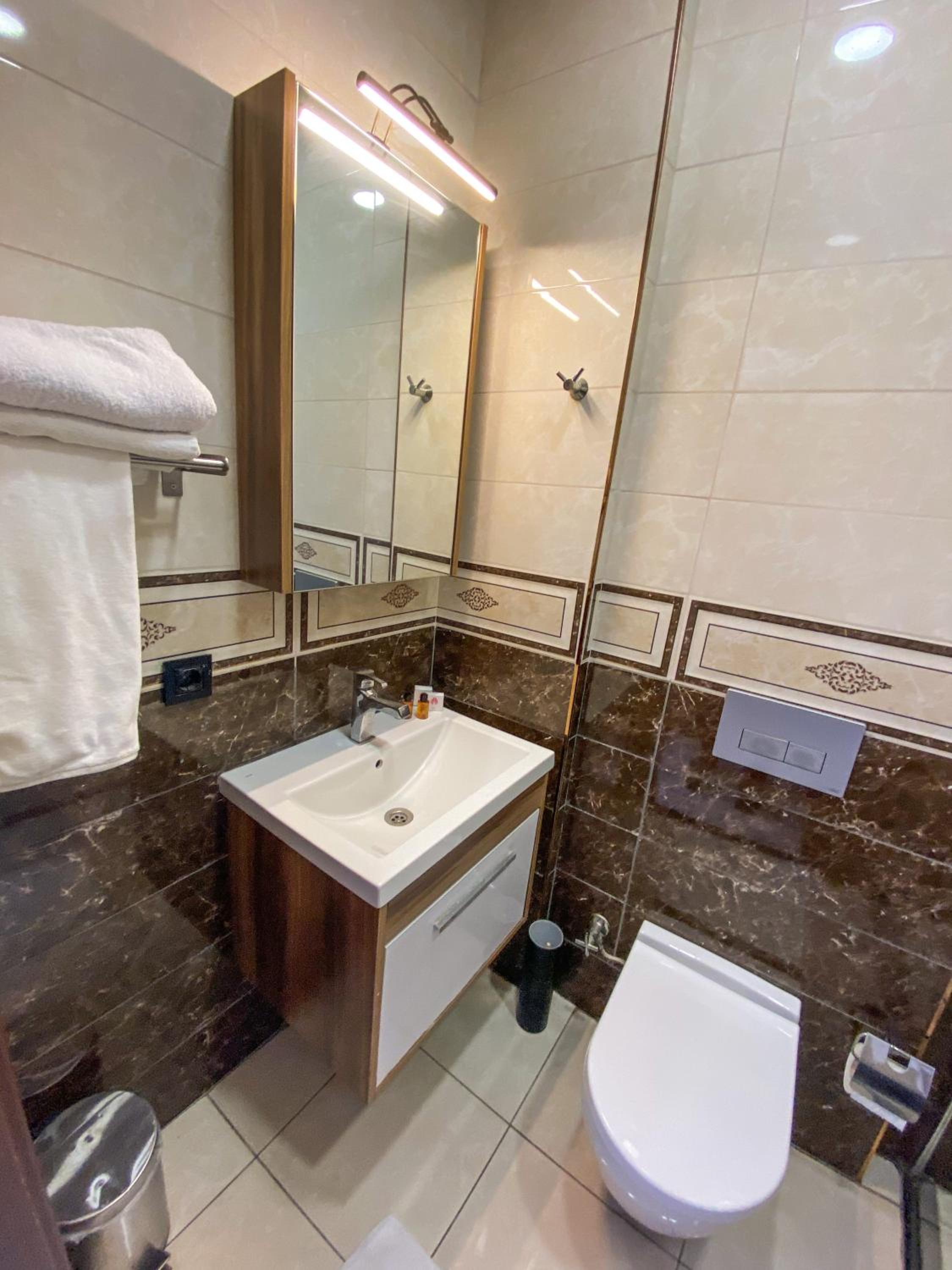 Boutique Sultan Hotel - Image 34