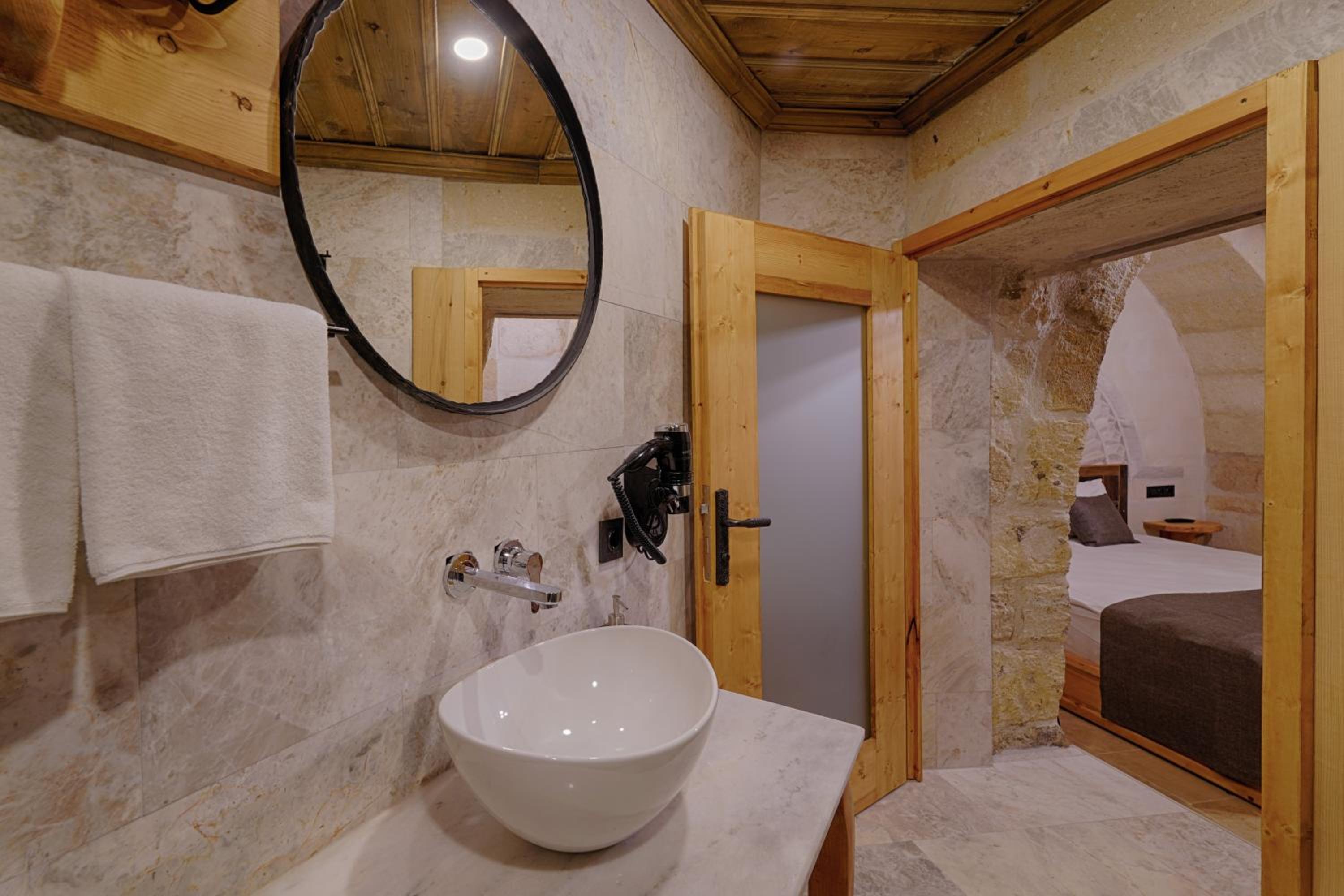 Concept Cave Suites - Image 38