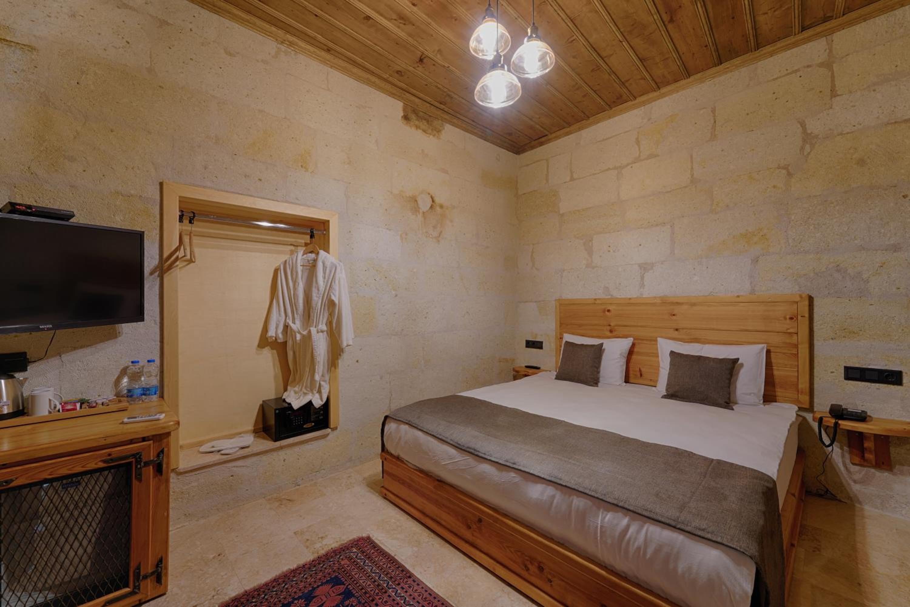 Concept Cave Suites - Image 29