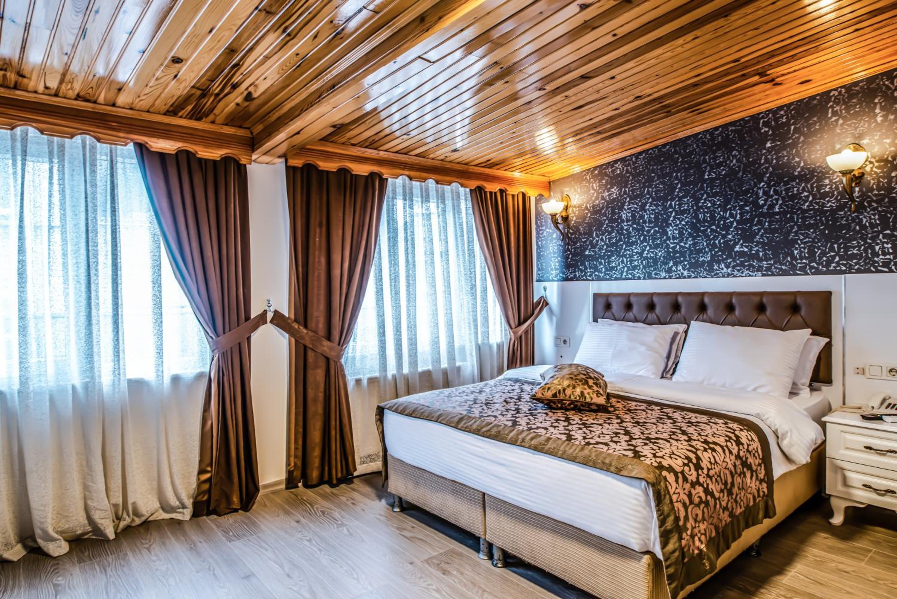 Lazz City Hotel - Image 28