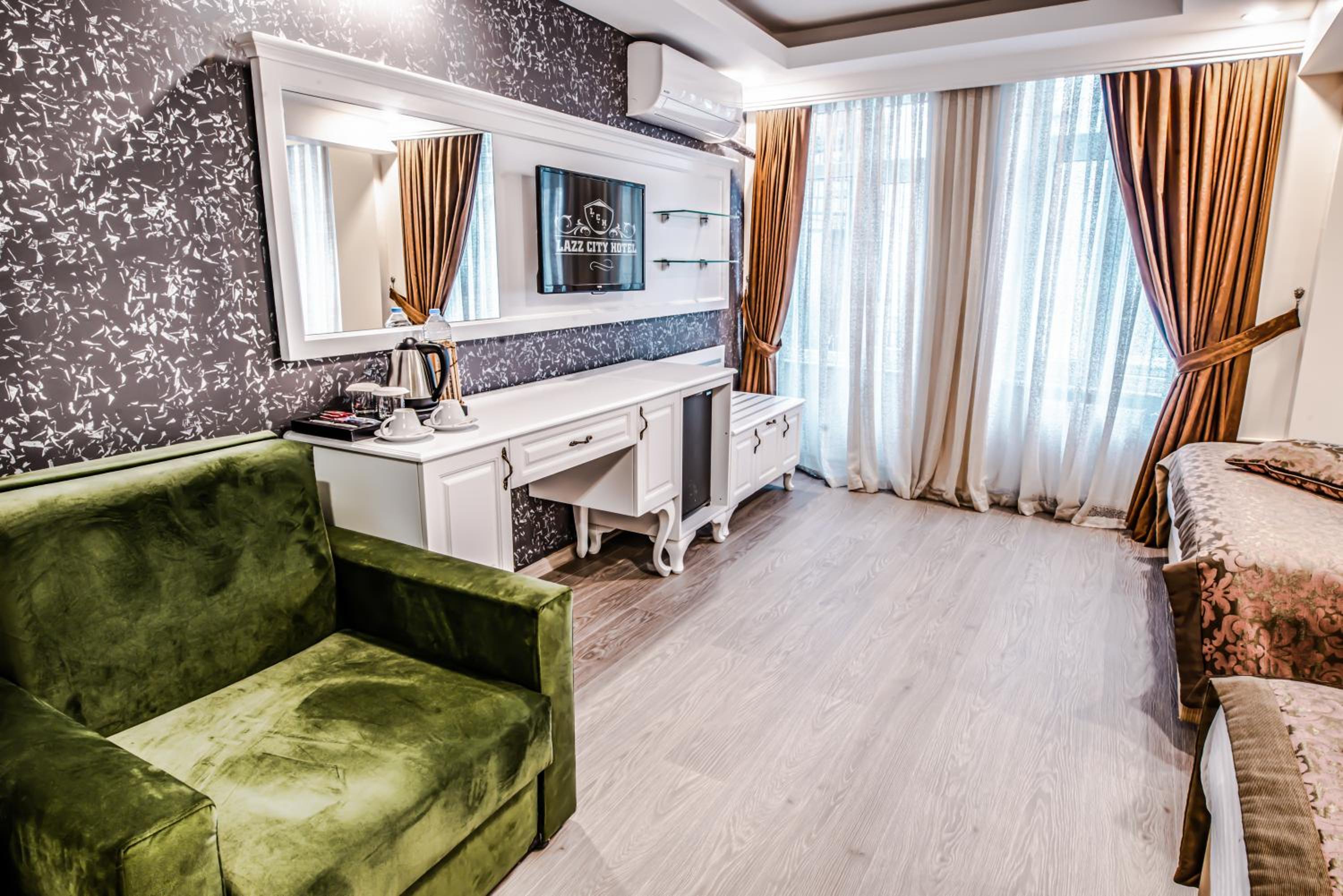 Lazz City Hotel - Image 49